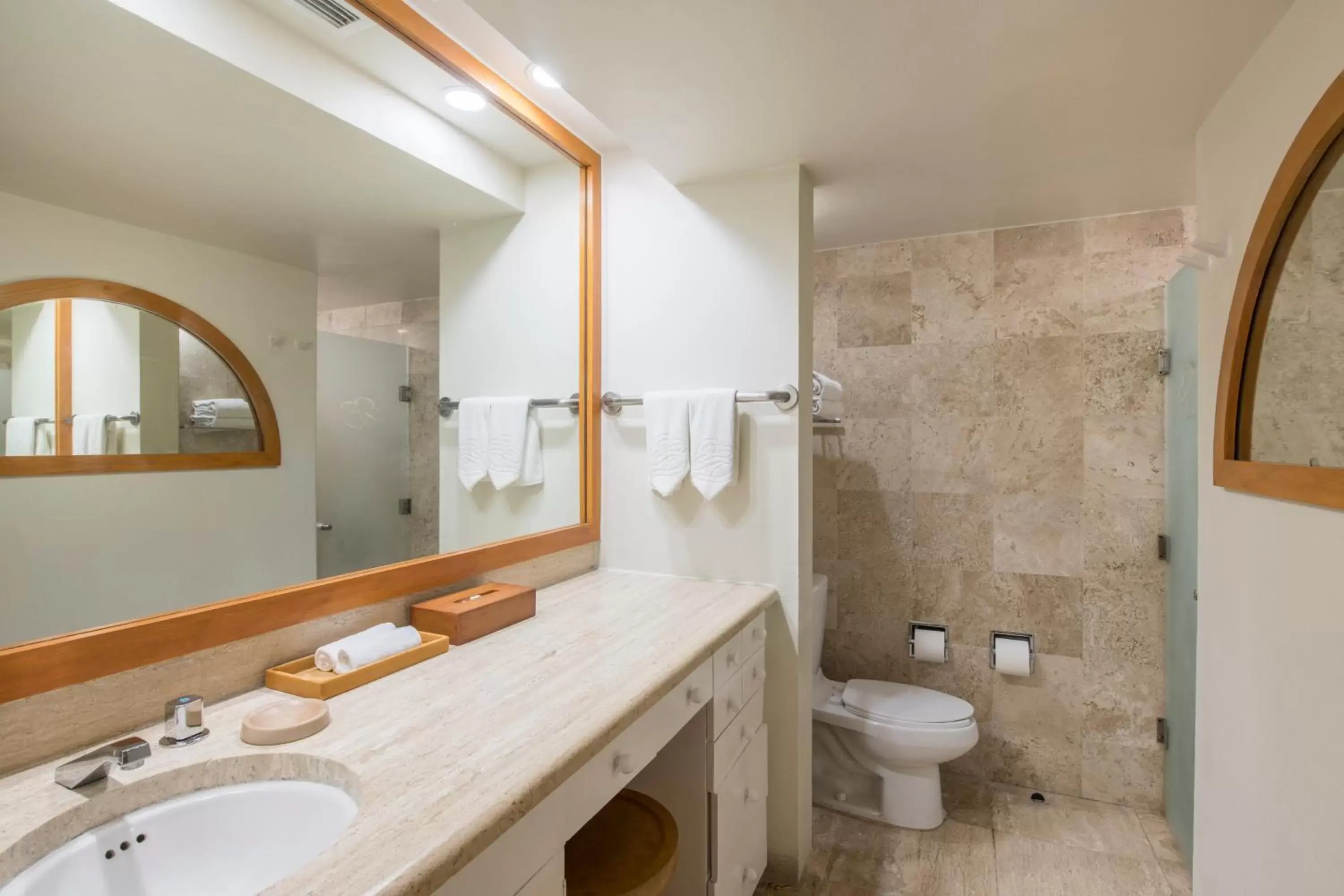 Bathroom in Club Regina Cancun