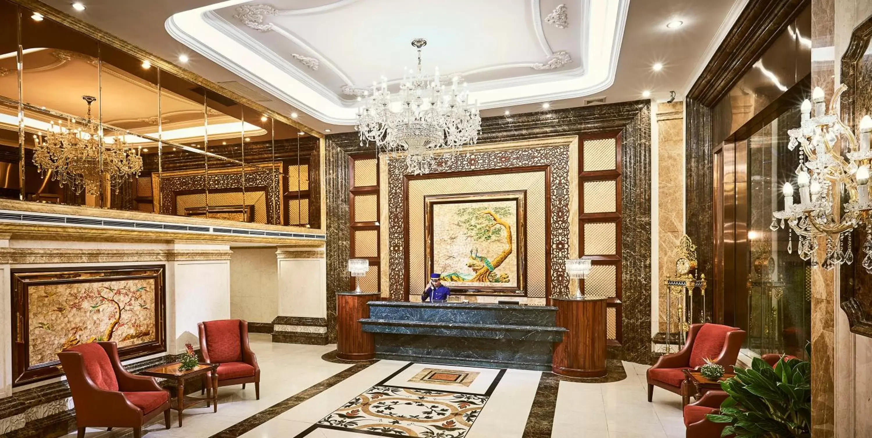 Lobby or reception, Lobby/Reception in Windsor Plaza Hotel