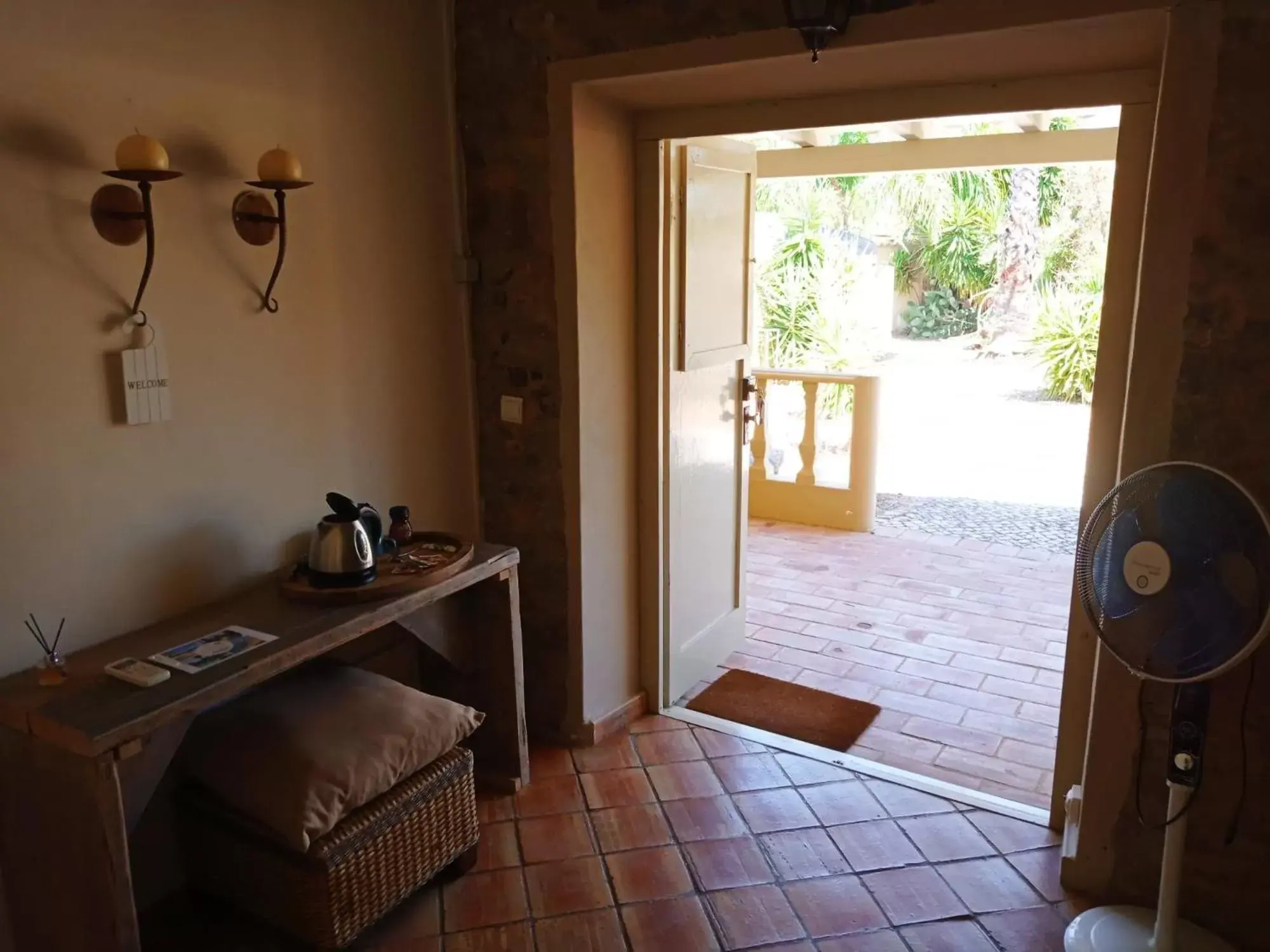 Patio, Bathroom in Quinta Pereiro Tropic Garden, Algarve