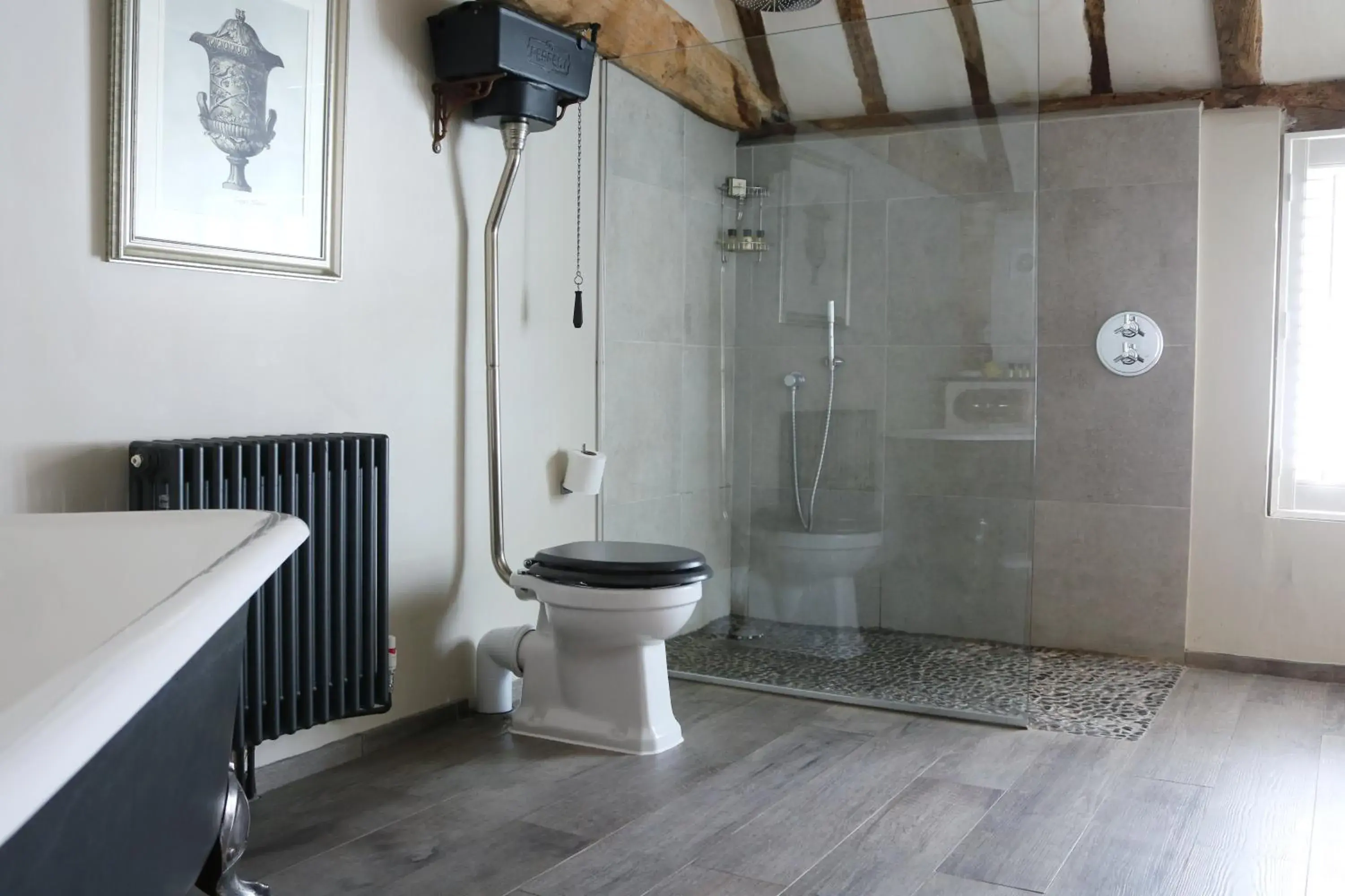 Shower, Bathroom in The White Hart Hotel