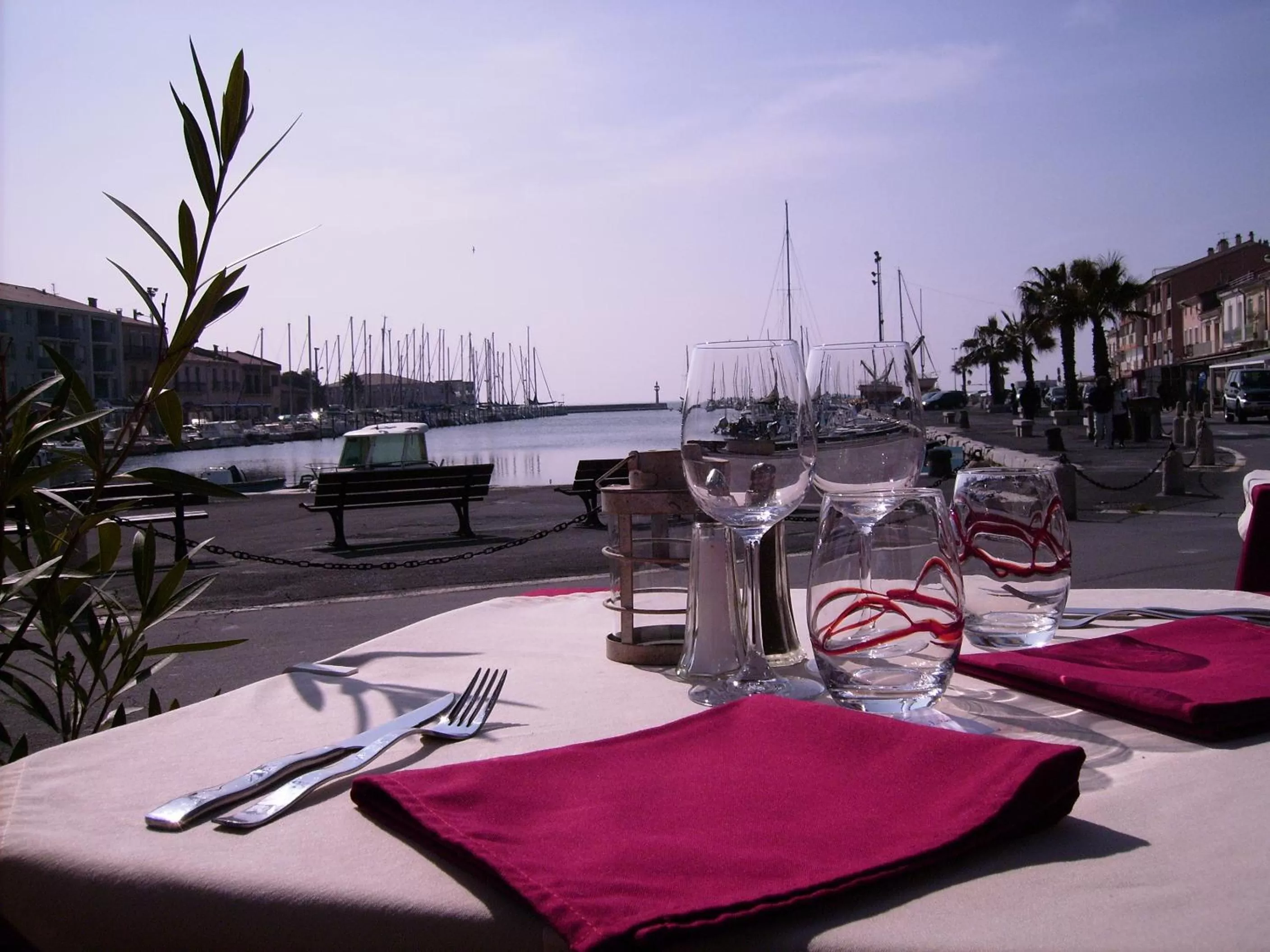 Restaurant/places to eat in Hotel-Restaurant Du Port
