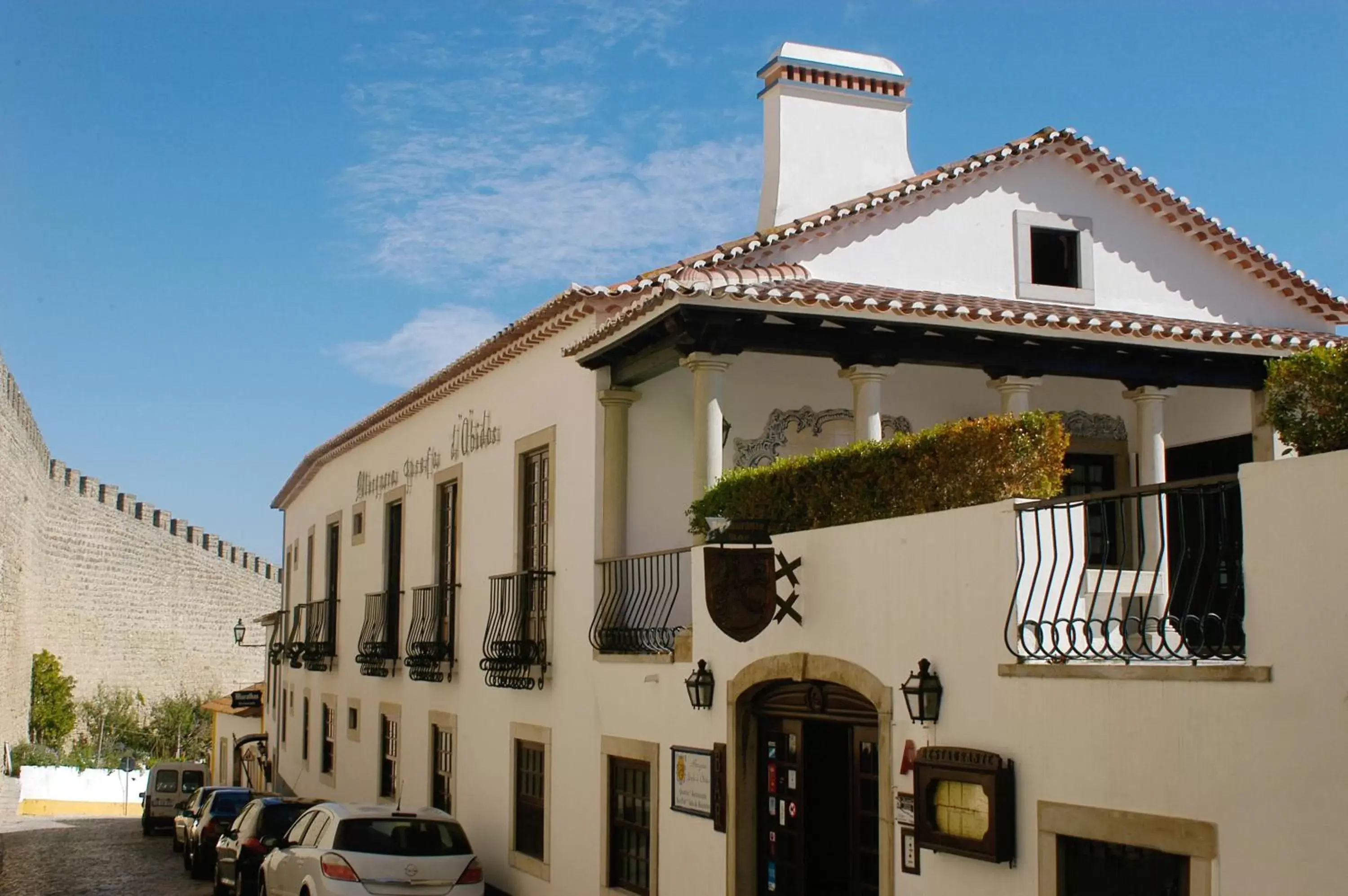 Facade/entrance, Property Building in Josefa D`Obidos Hotel