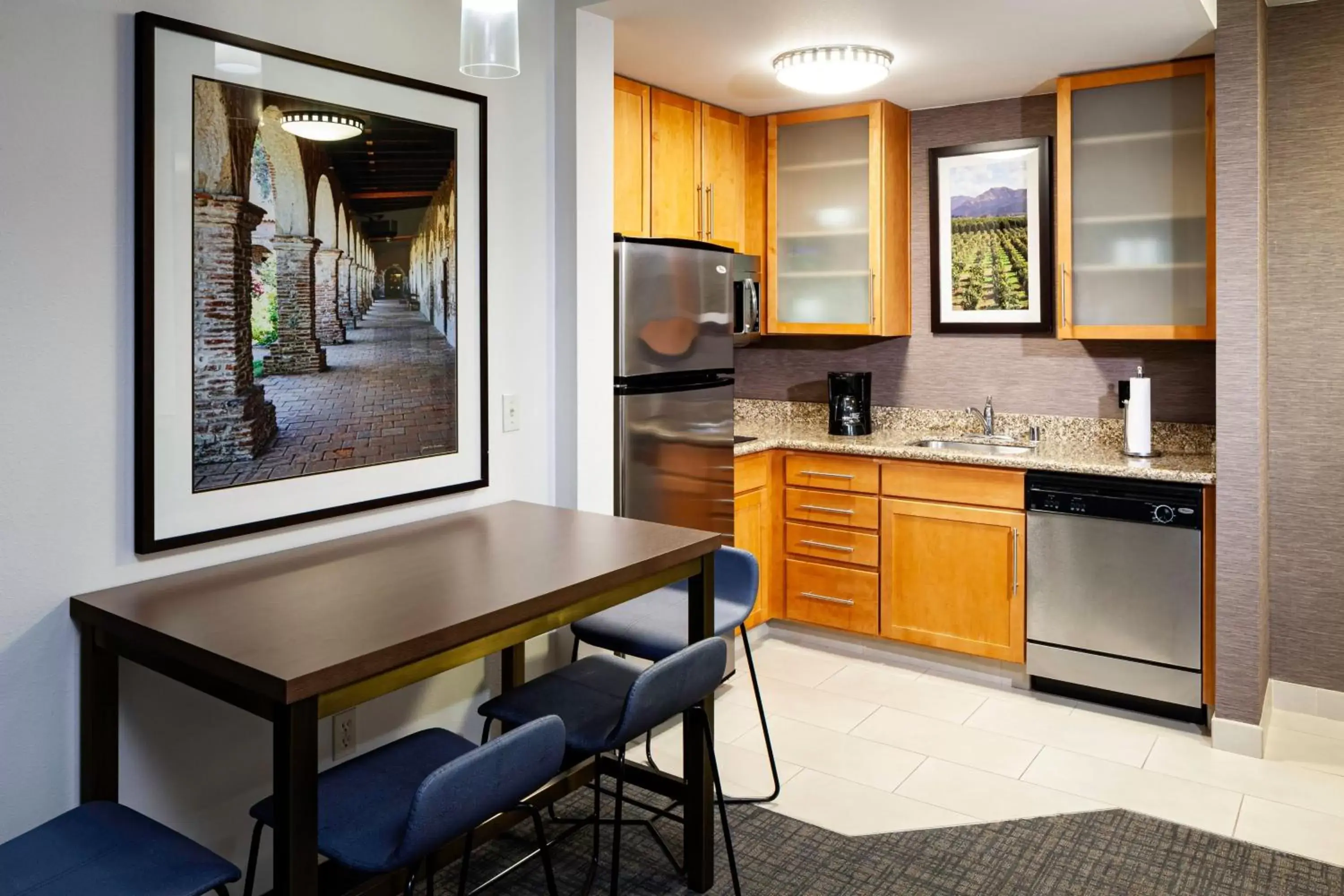 Bedroom, Kitchen/Kitchenette in Residence Inn by Marriott San Juan Capistrano