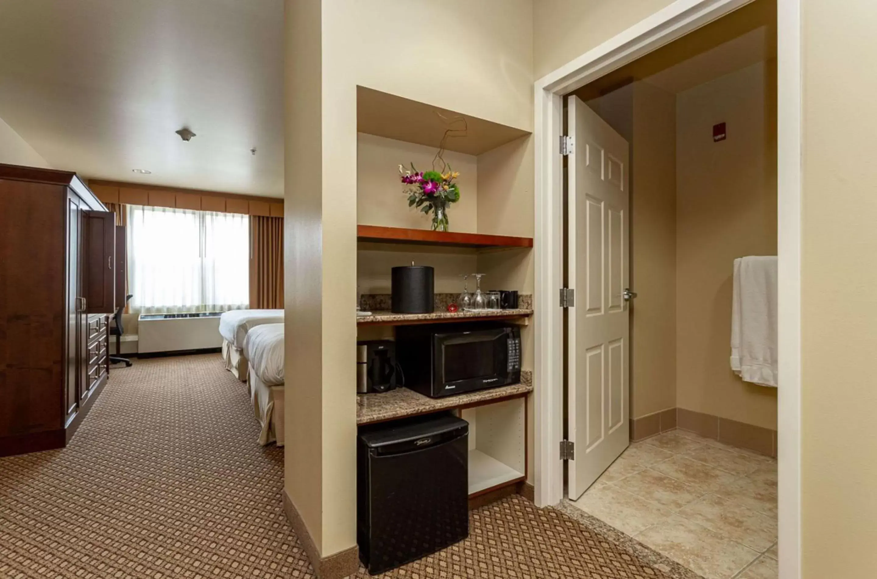 Bedroom in Jefferson Street Inn, a Member of Radisson Individuals