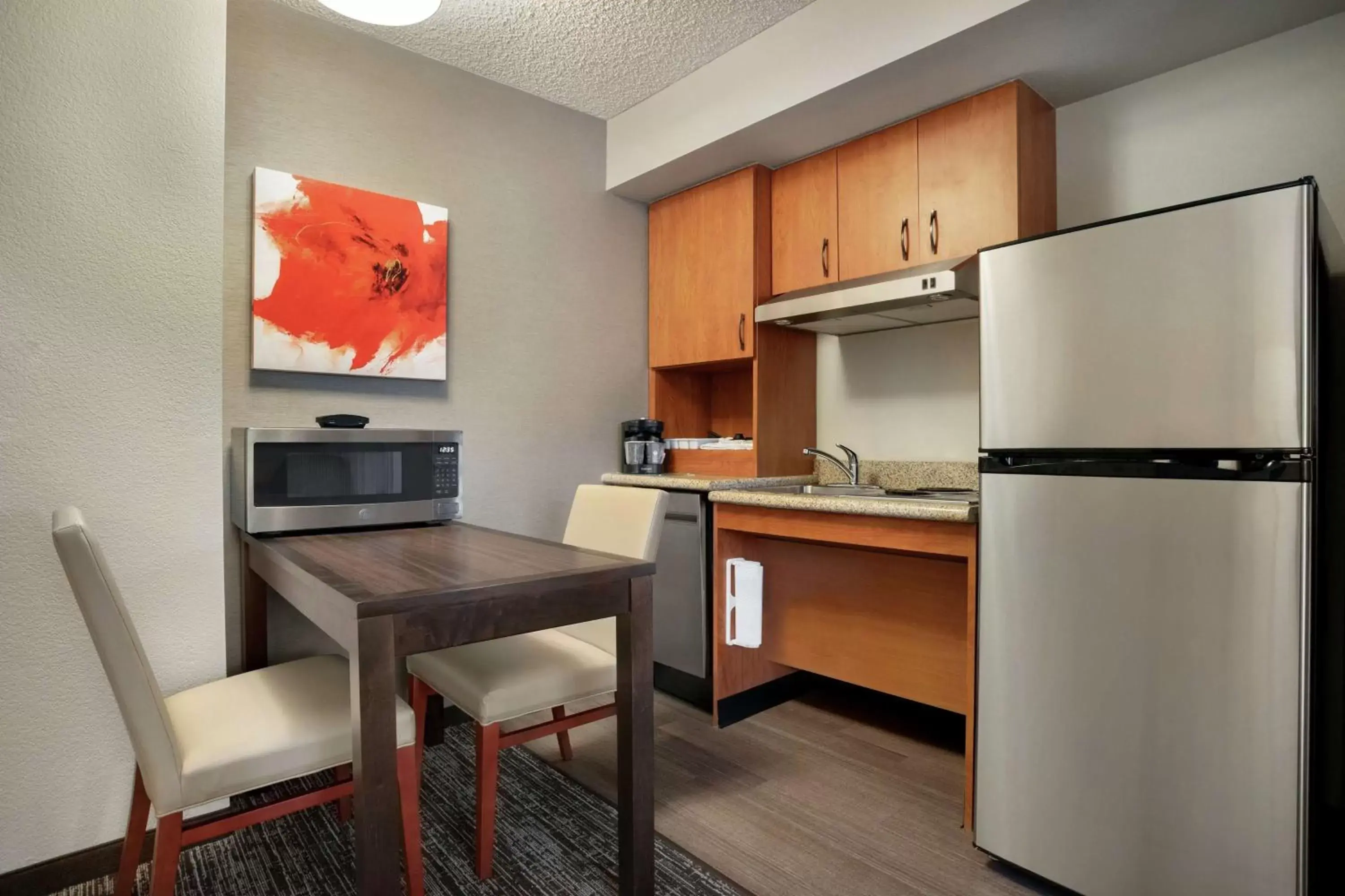 Kitchen or kitchenette, Kitchen/Kitchenette in Homewood Suites by Hilton Phoenix-Chandler