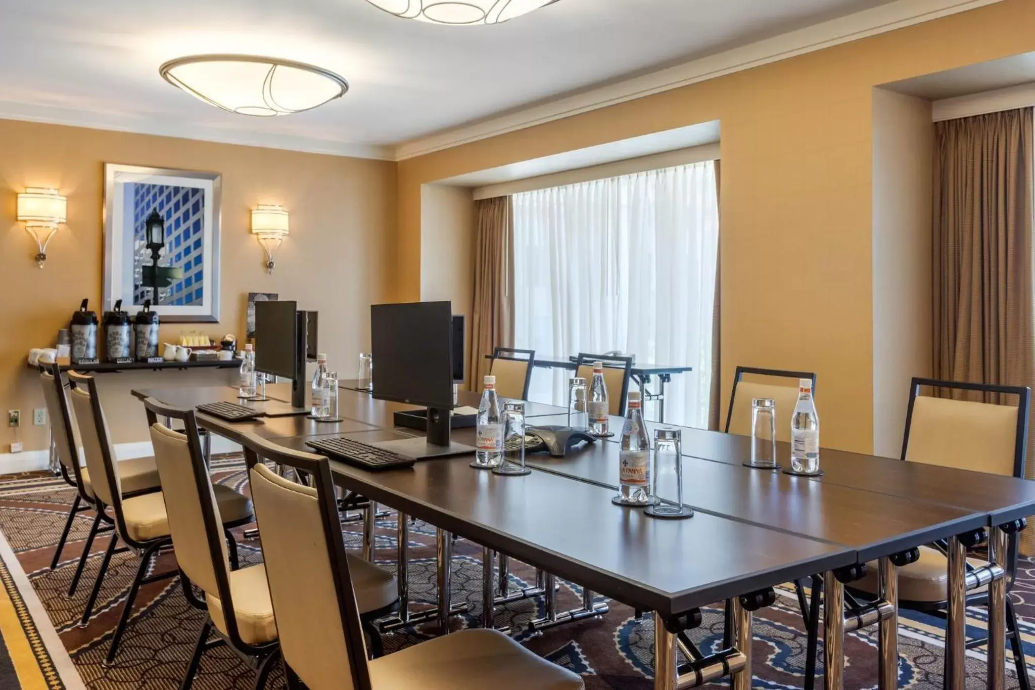 Meeting/conference room in Omni Los Angeles Hotel