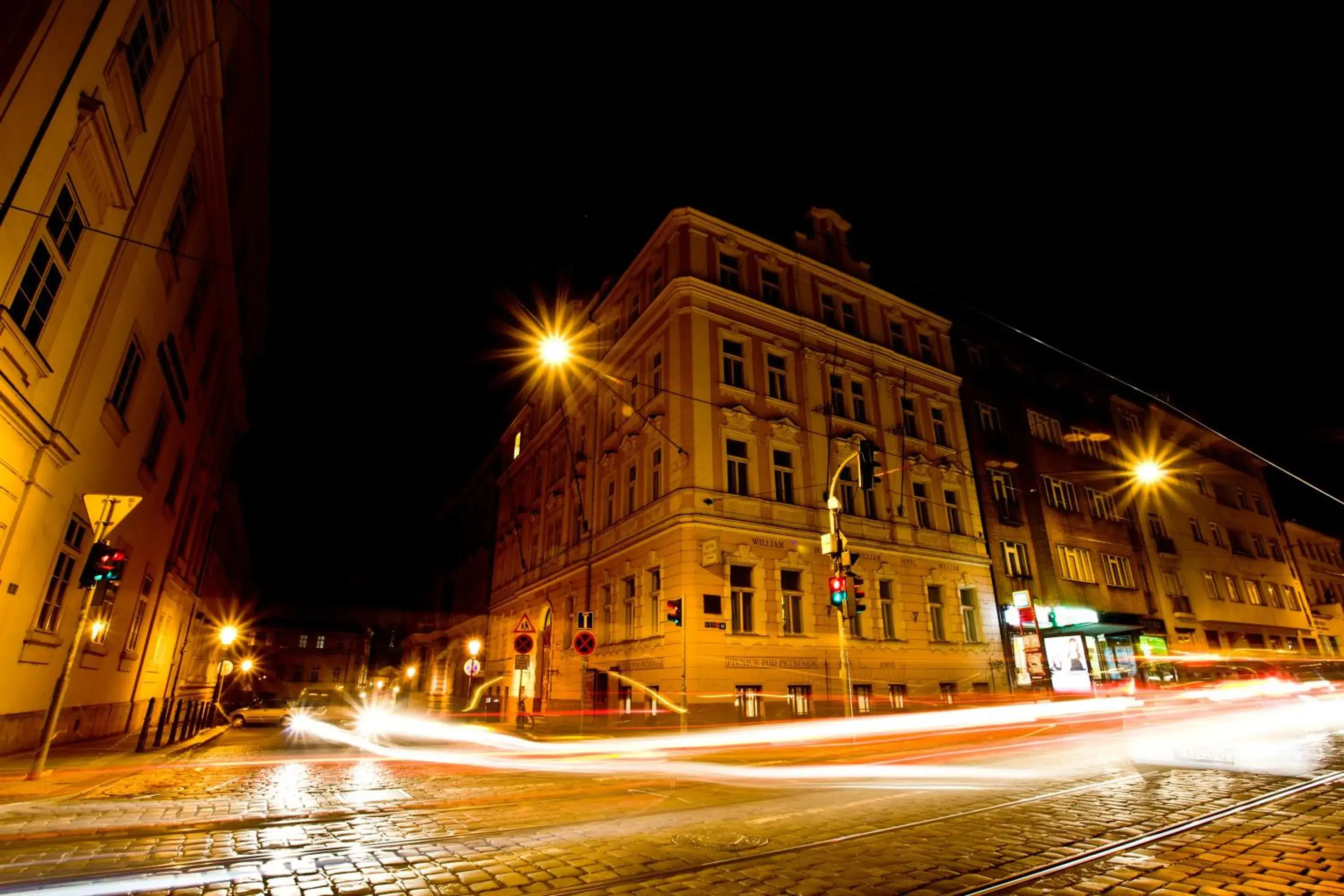 Facade/entrance, Property Building in Hotel William