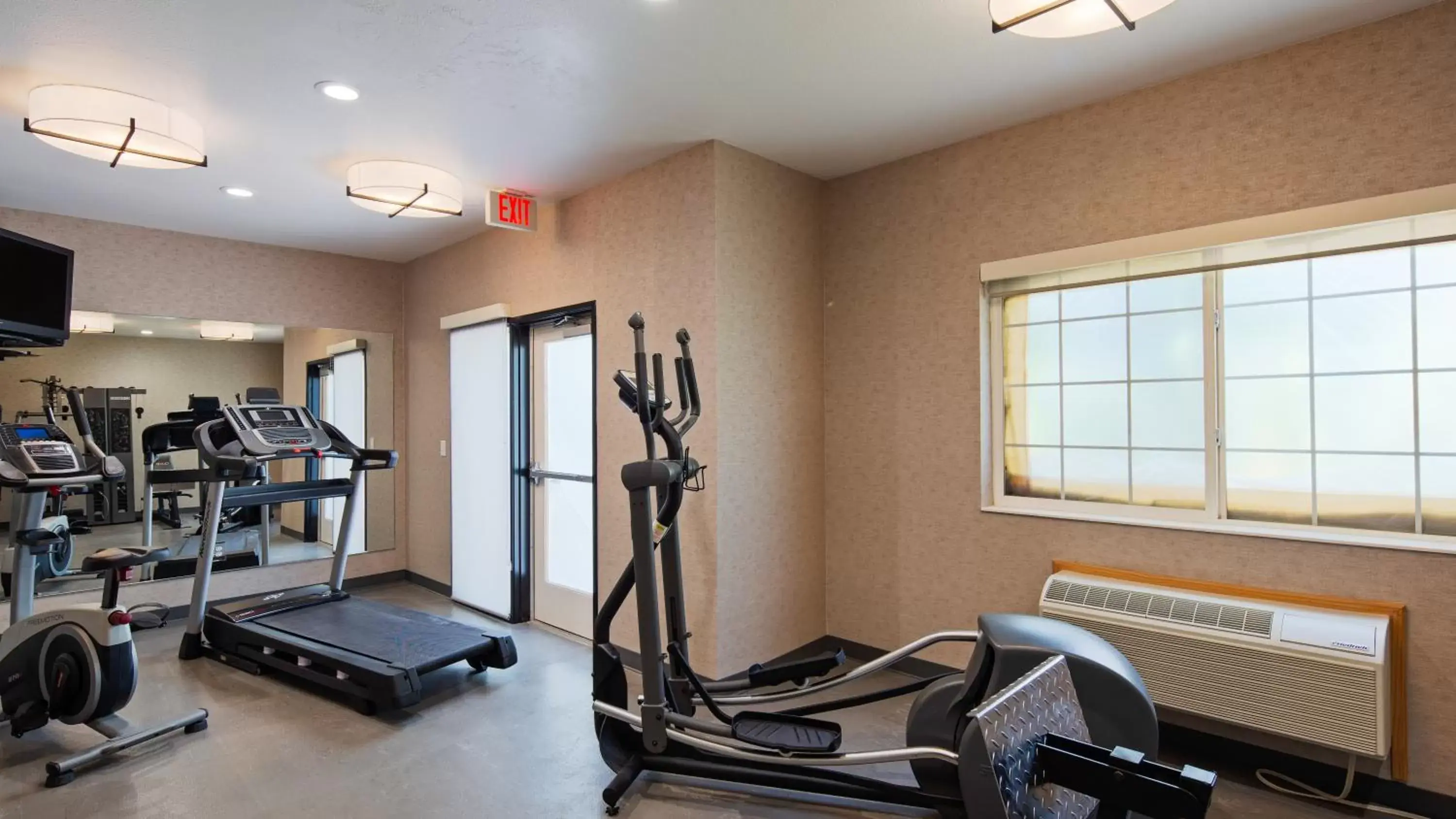 Fitness centre/facilities, Fitness Center/Facilities in Best Western Holiday Hills