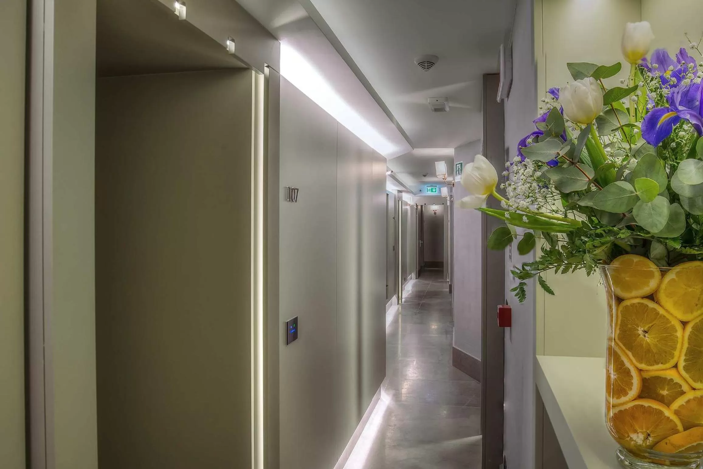 Text overlay in Hotel Martis Palace