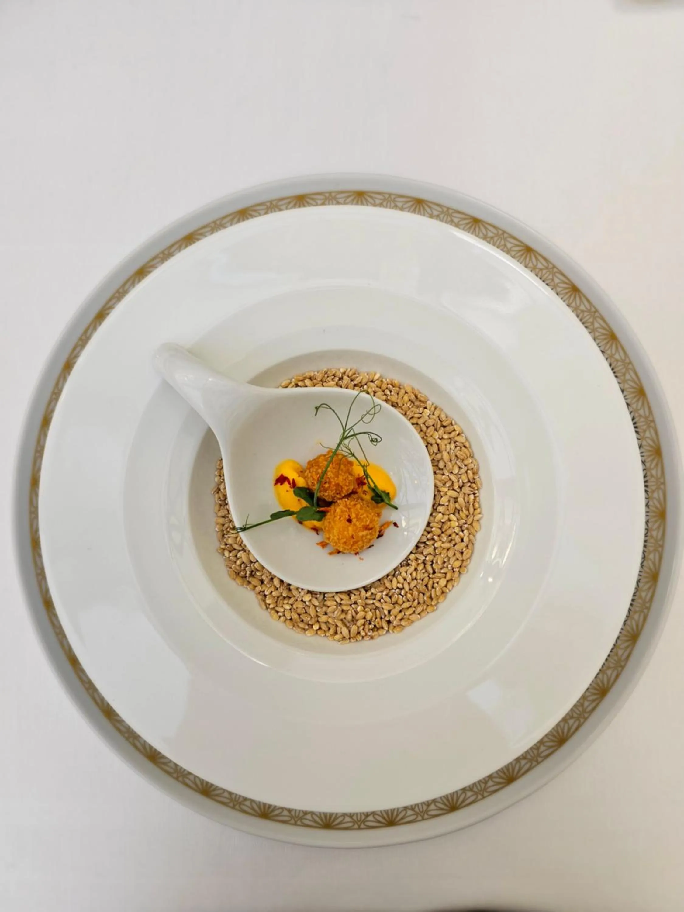 Food in Hotel Le Premier