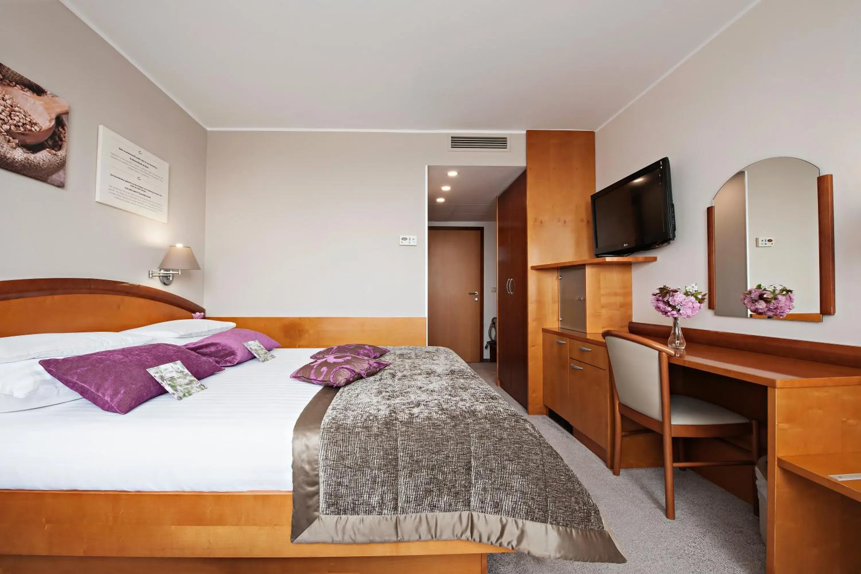 Bed in Hotel Ajda - Terme 3000 - Sava Hotels & Resorts