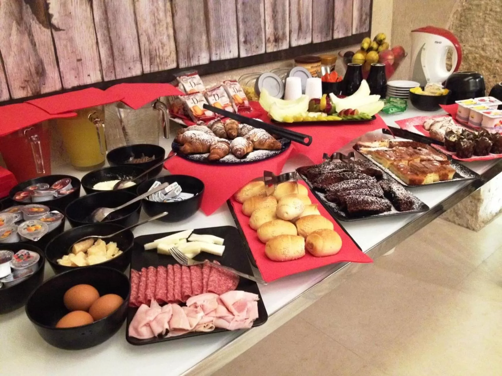 Buffet breakfast in Secret B&B