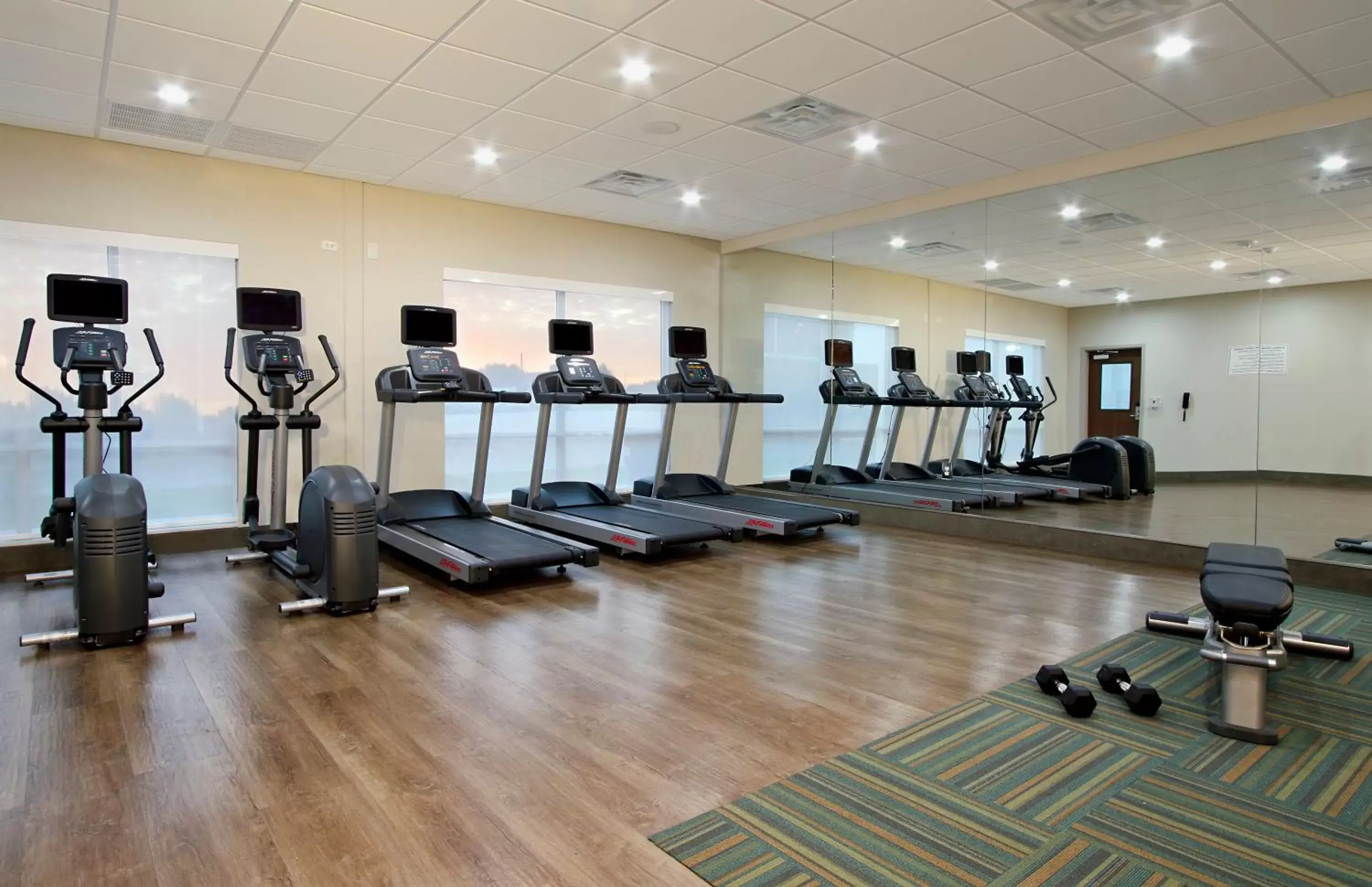 Fitness centre/facilities, Fitness Center/Facilities in Holiday Inn Express & Suites - Brookshire - Katy Freeway, an IHG Hotel