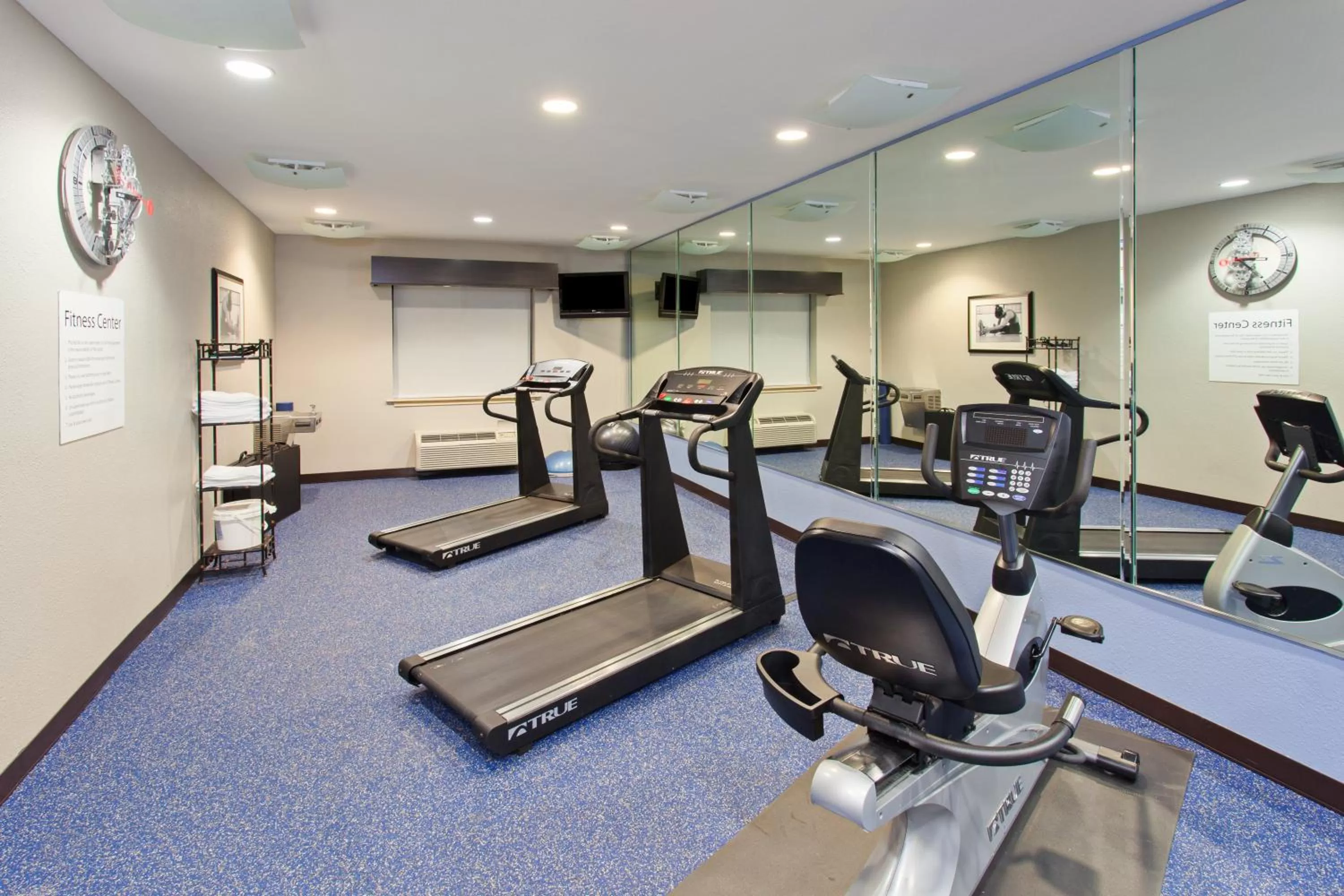 Fitness centre/facilities in Holiday Inn Express & Suites Wharton by IHG