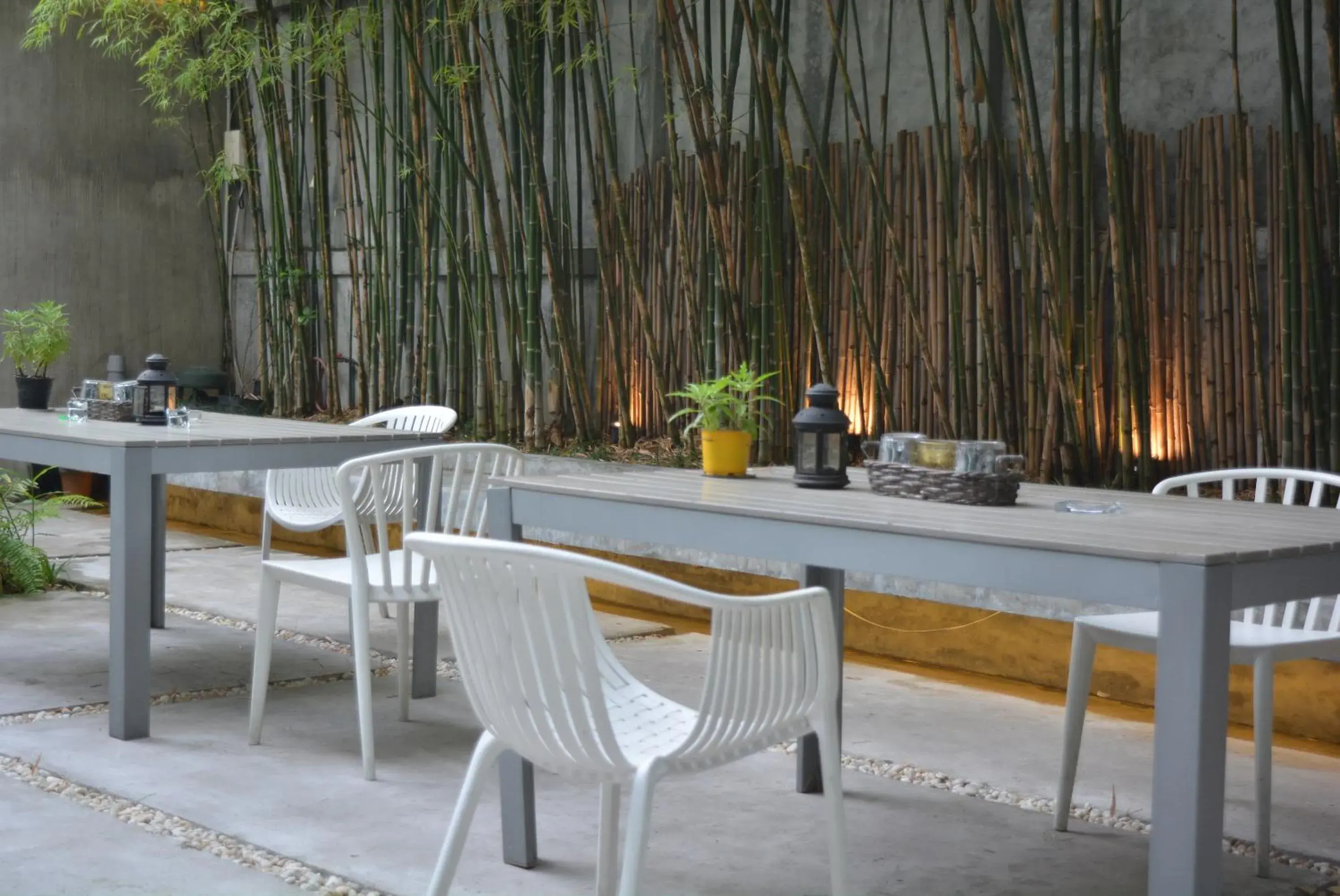 Dining area, Restaurant/Places to Eat in Rezt Bangkok