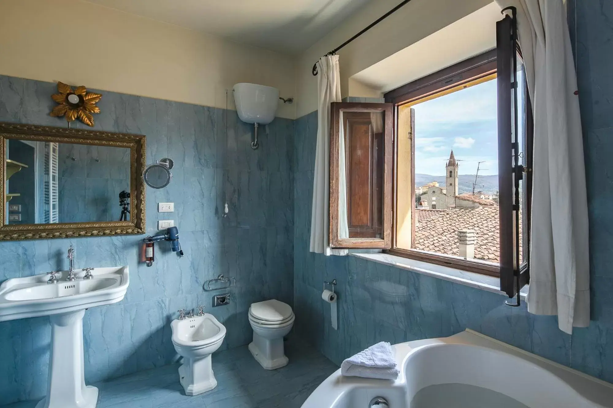 Toilet, Bathroom in I Portici Hotel - Residenza D'Epoca