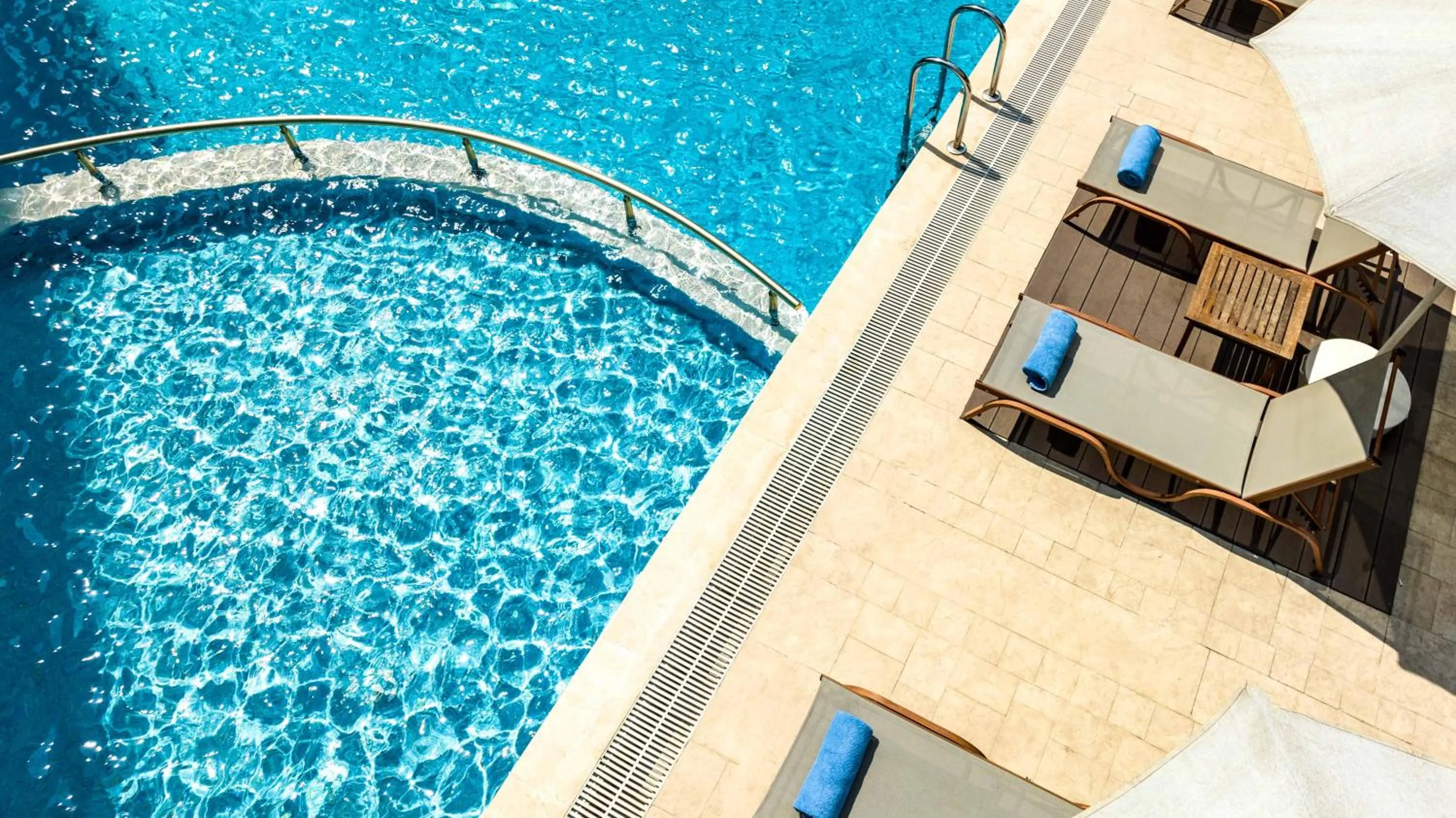 Day in Elite Hotel Dragos