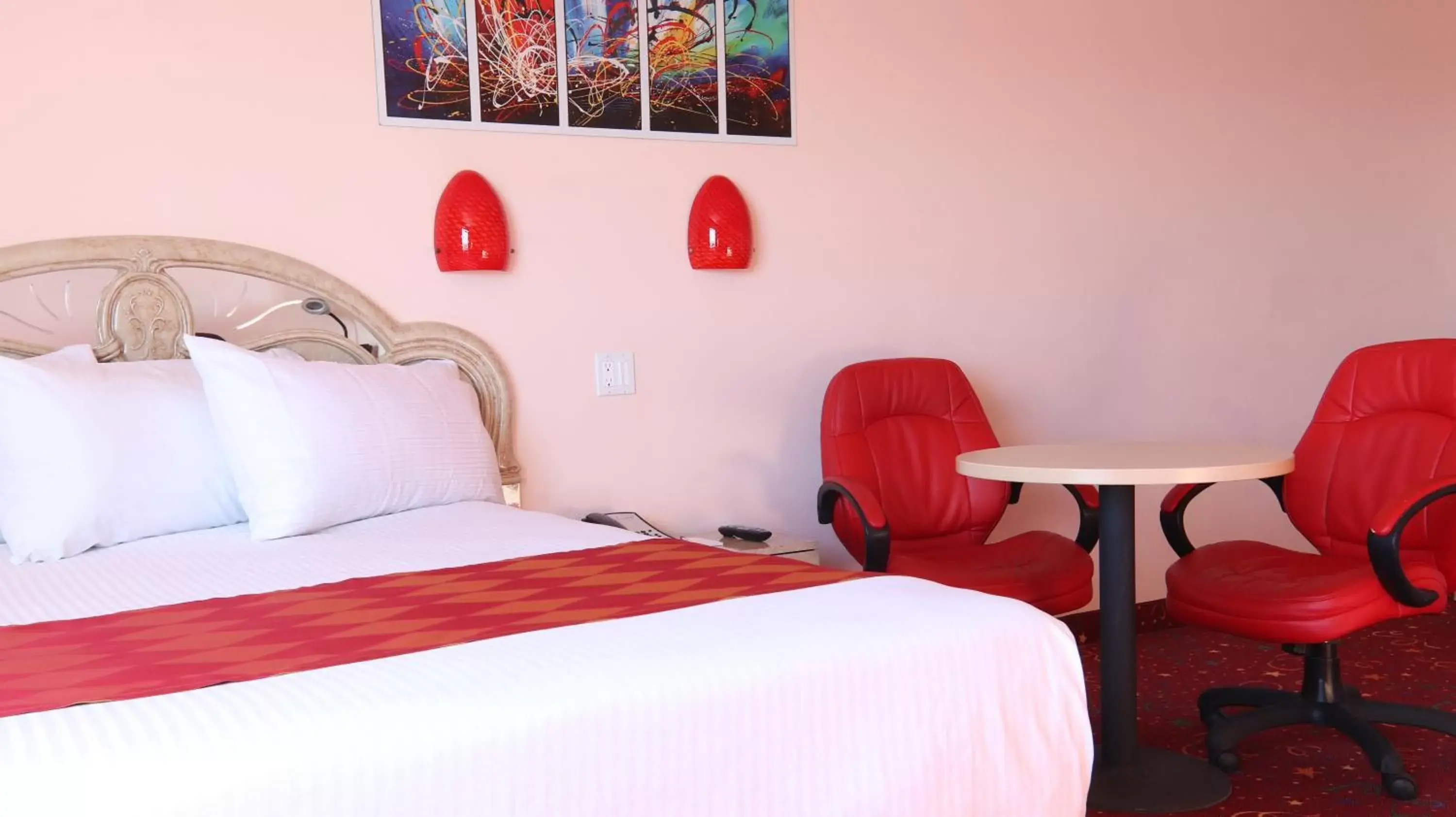 Bed in Crystal Star Inn Edmonton Airport with free shuttle to and from Airport