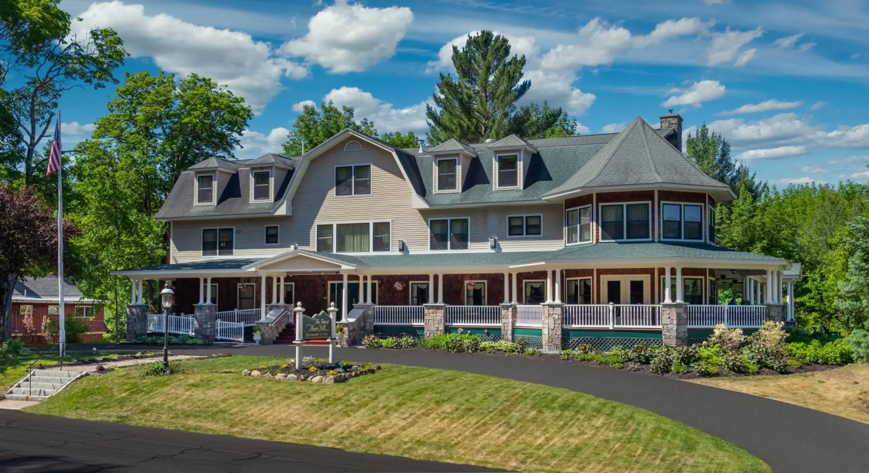 Property building in The Inn at Thorn Hill Property building in The Inn at Thorn Hill