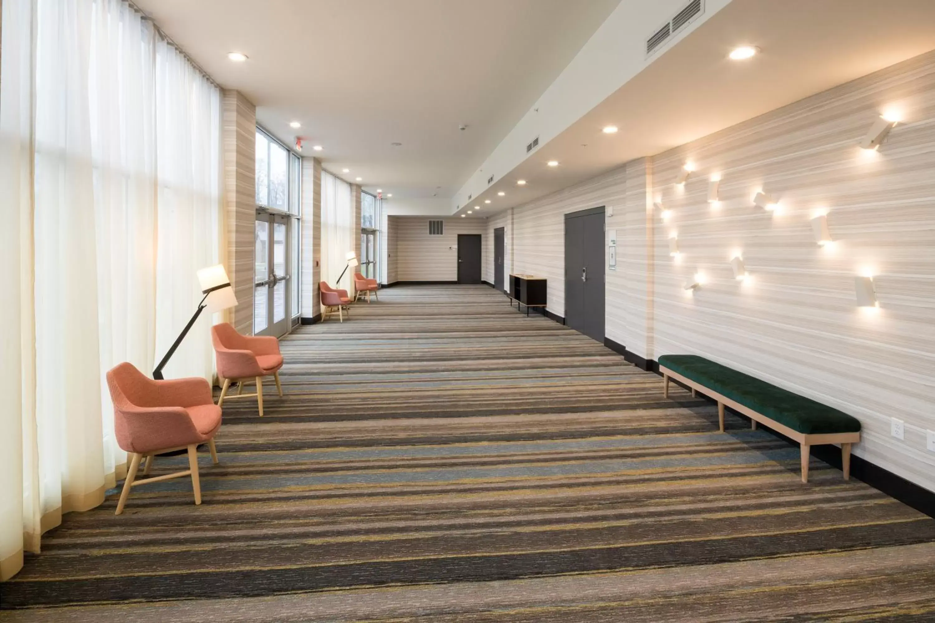 Meeting/conference room in Holiday Inn - Kalamazoo West, an IHG Hotel