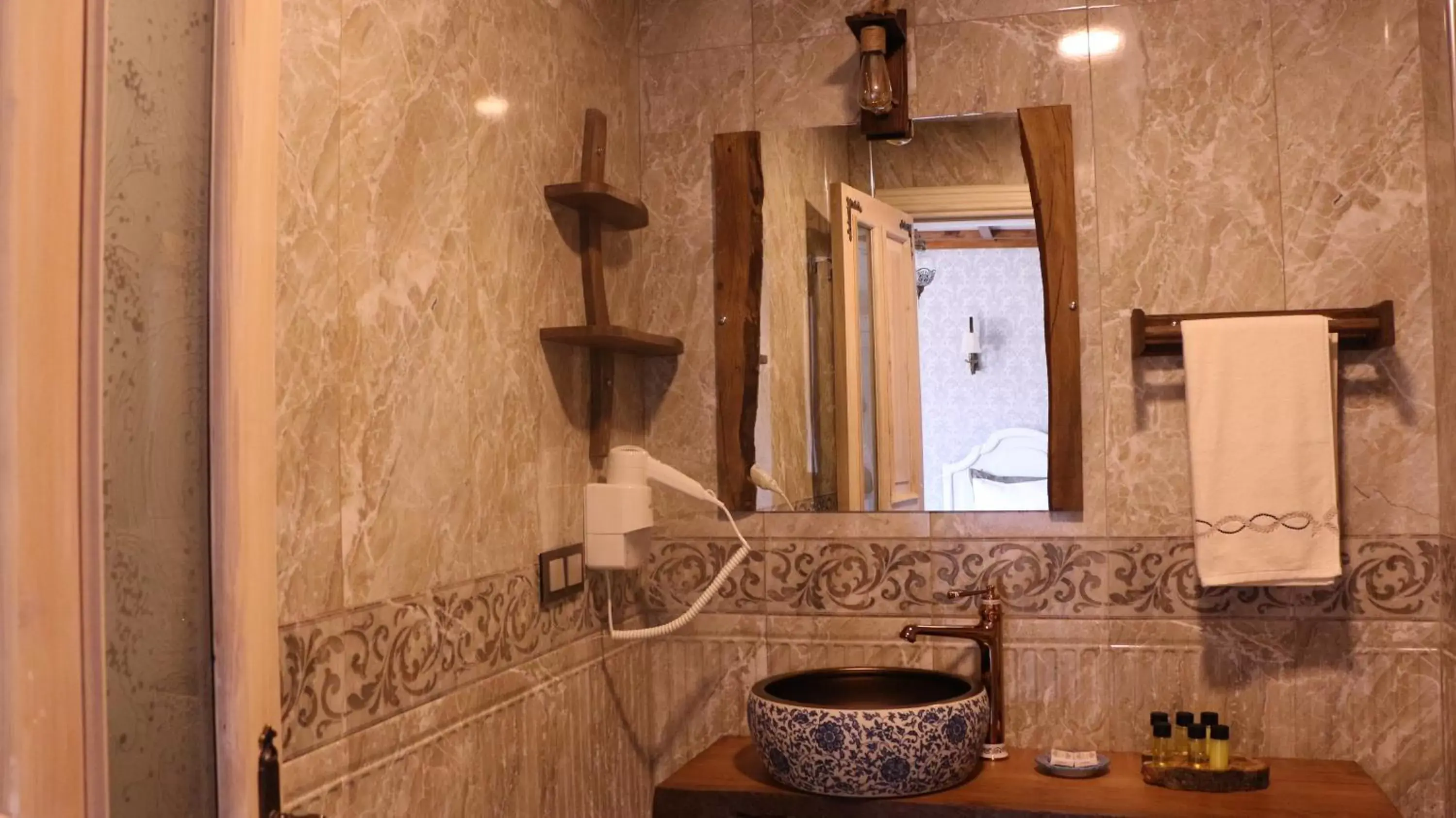 Bathroom in Celsus Boutique Hotel