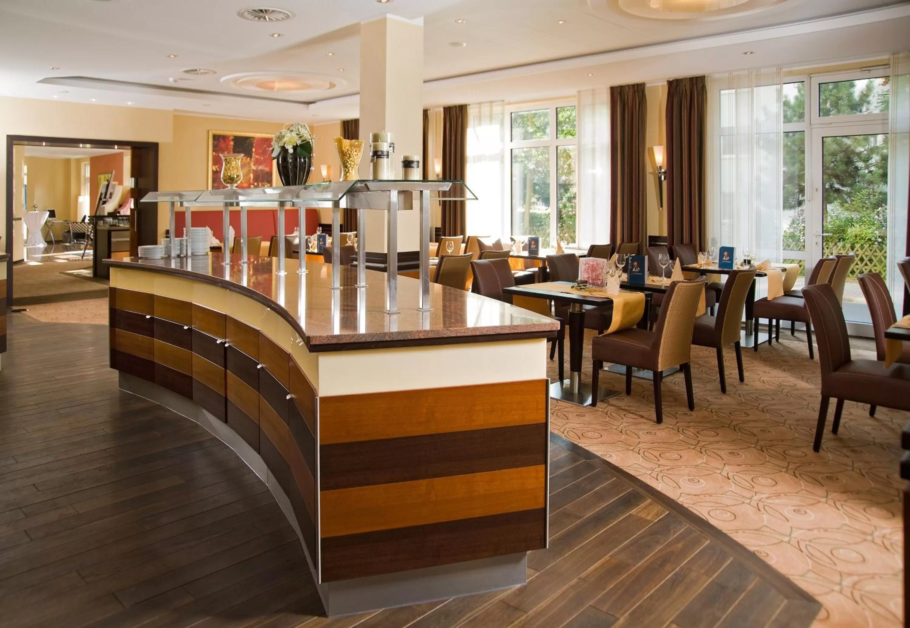 Restaurant/places to eat in Göbel's Sophien Hotel