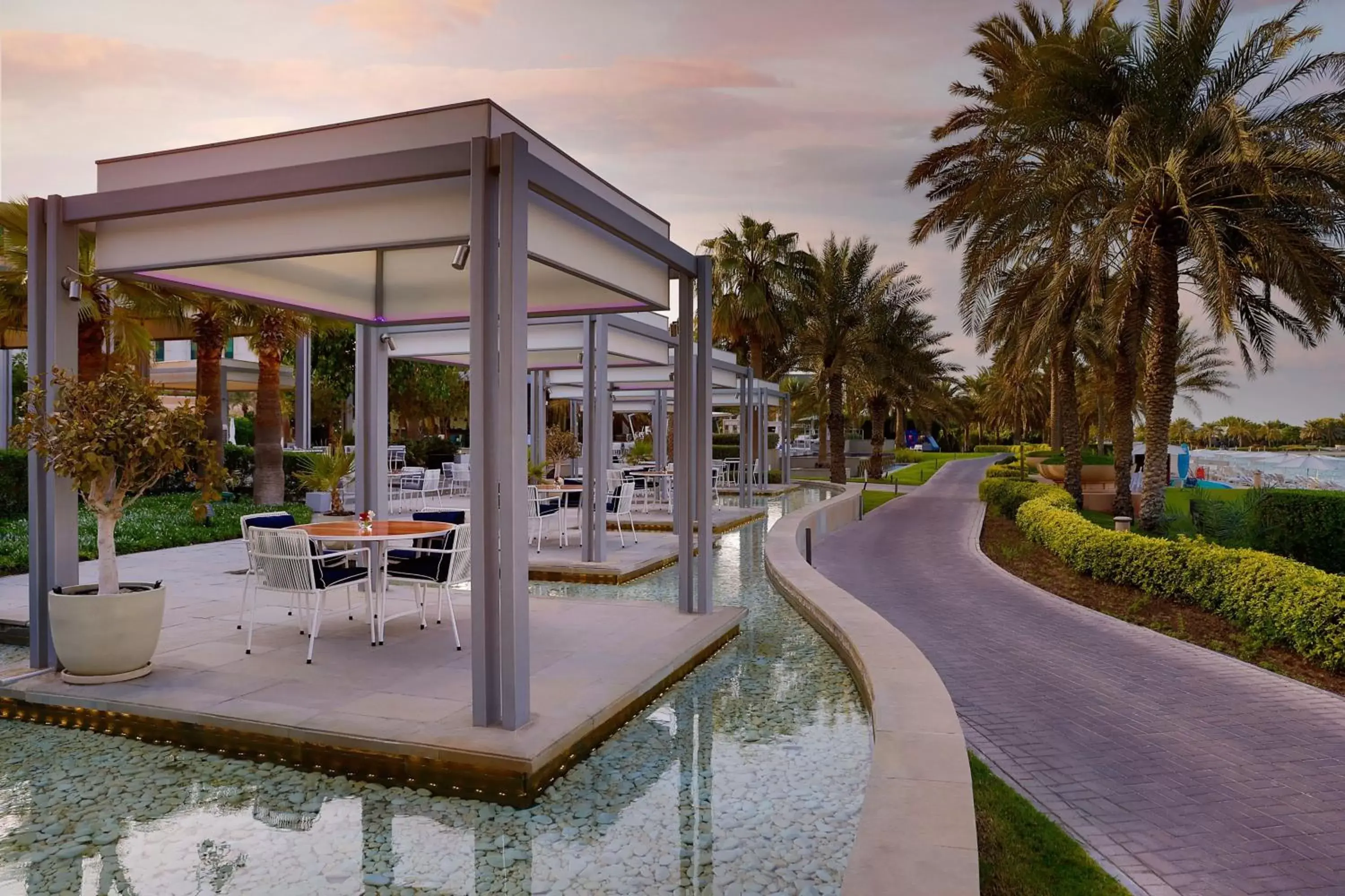 Restaurant/places to eat in The Ritz-Carlton, Bahrain