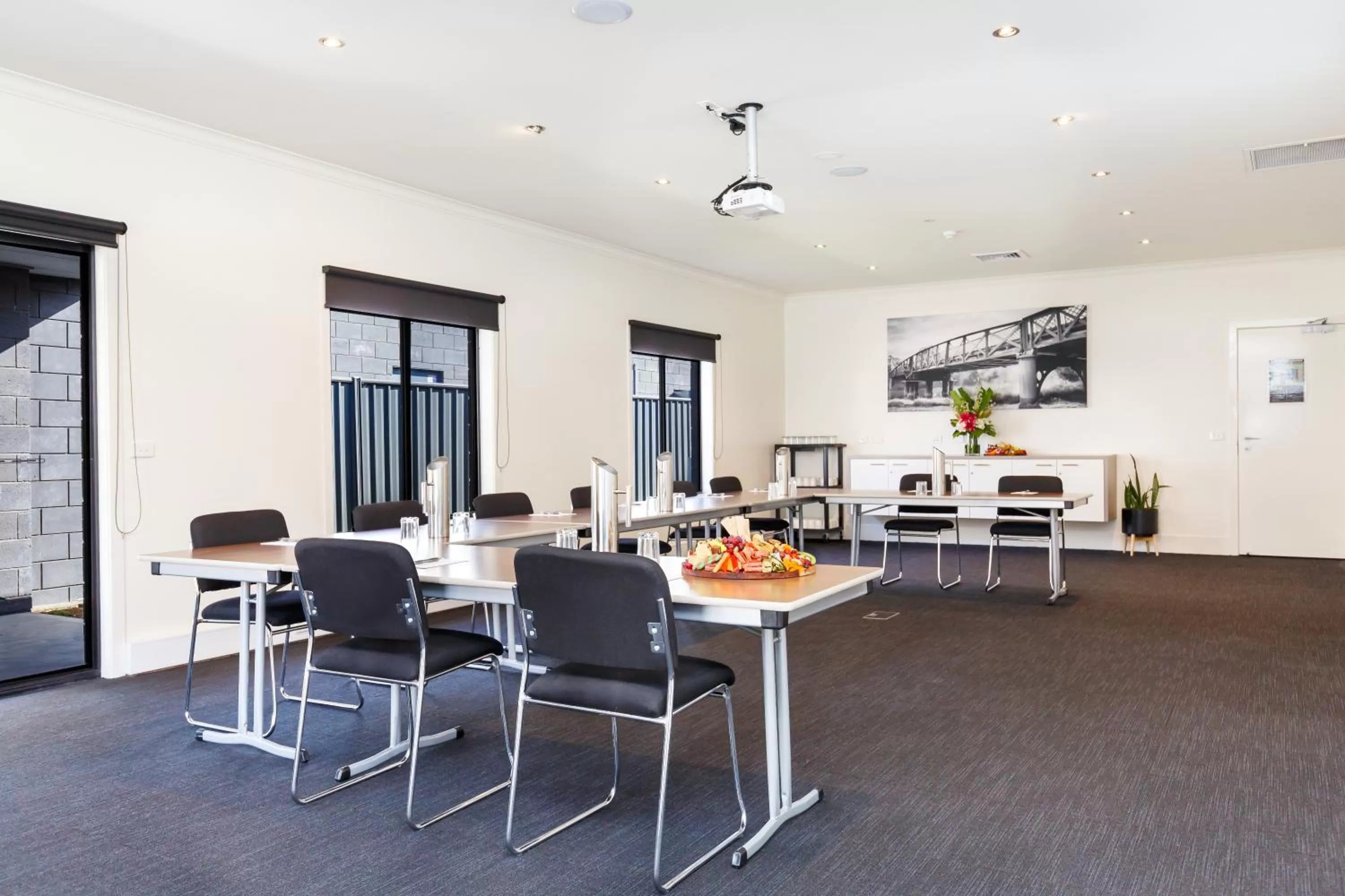 Area and facilities in Quest Sale