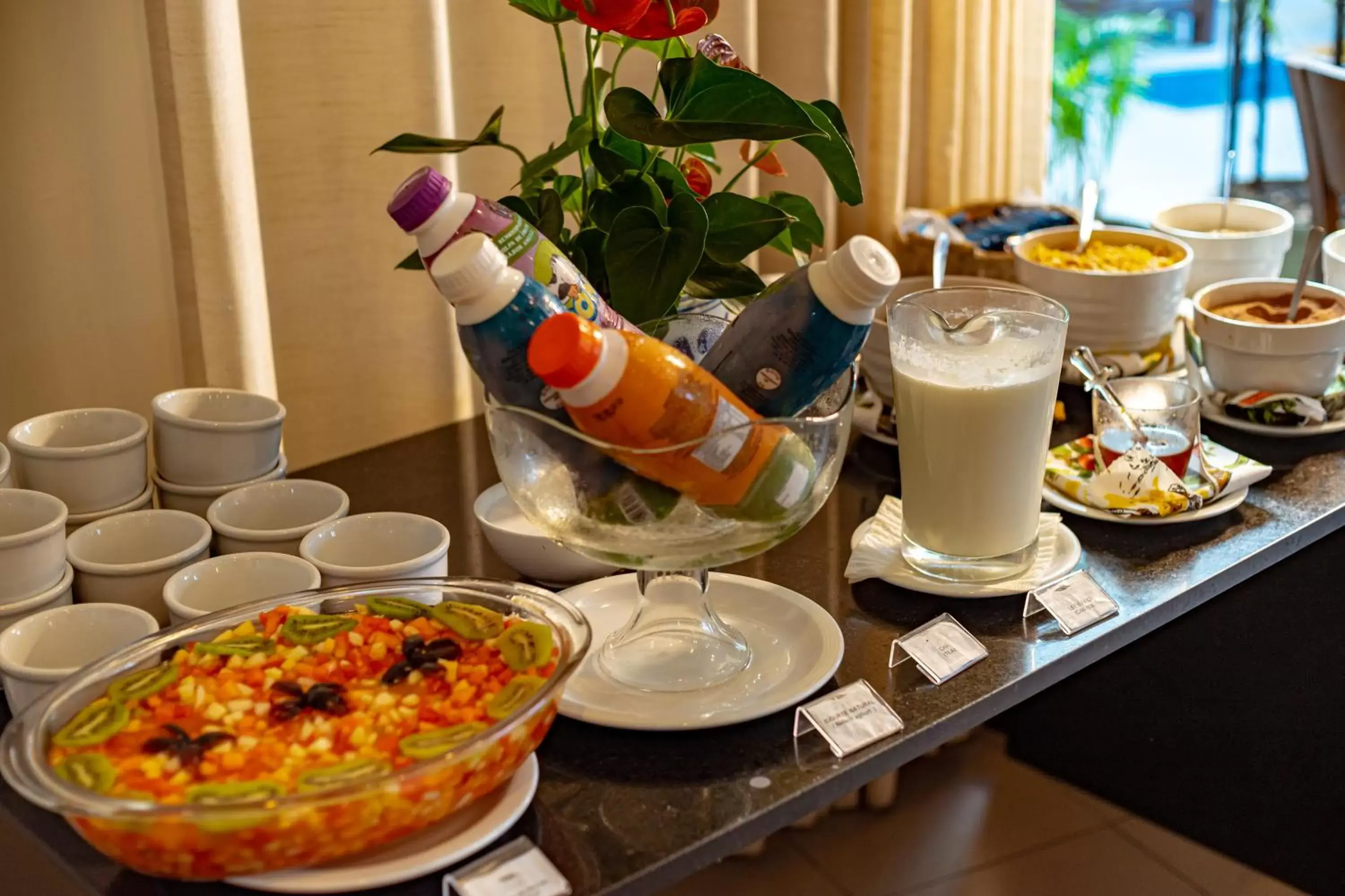 Buffet breakfast in Grande Hotel da Barra
