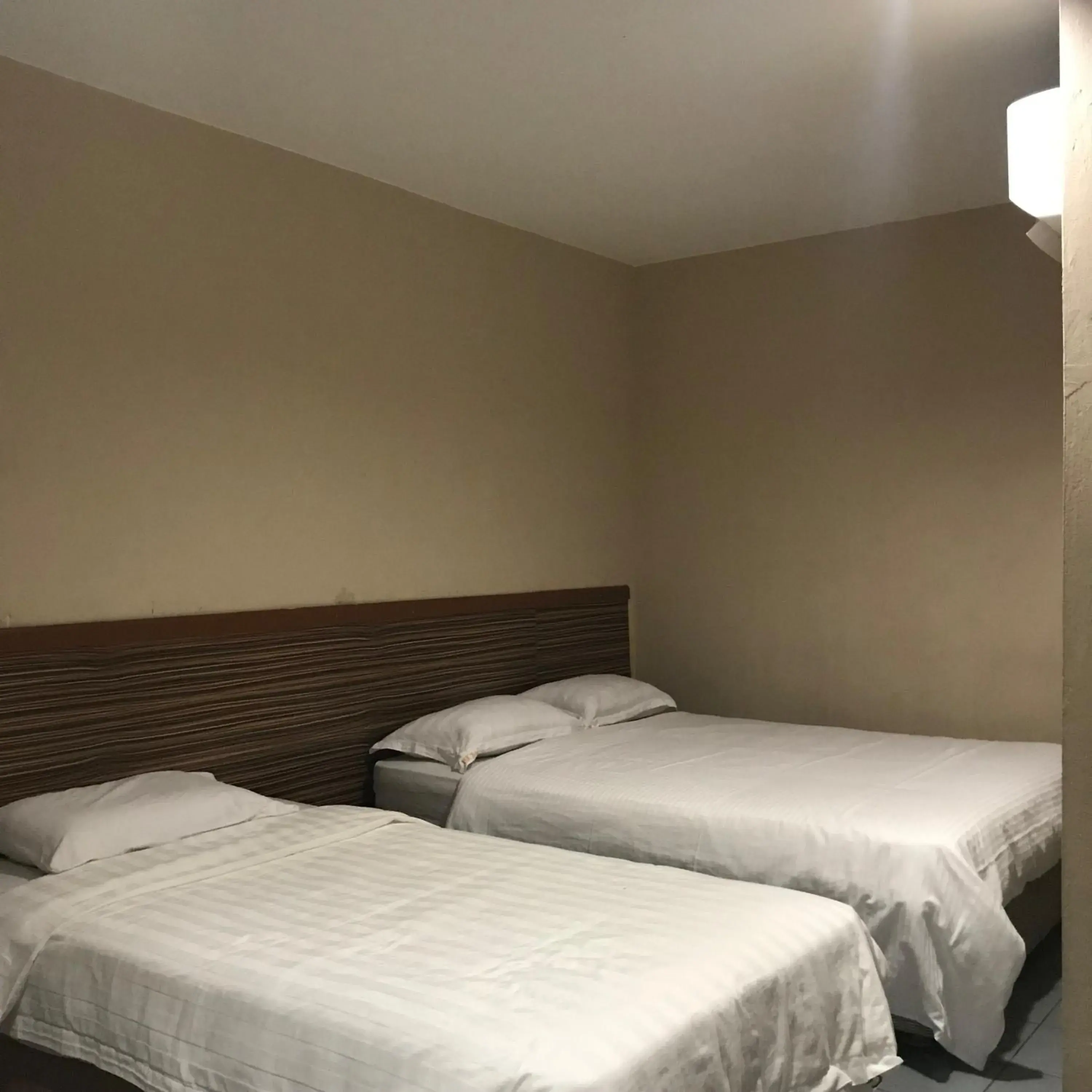 Family Room in Iskandar Sinsuran Guesthouse Family Room in Iskandar Sinsuran Guesthouse