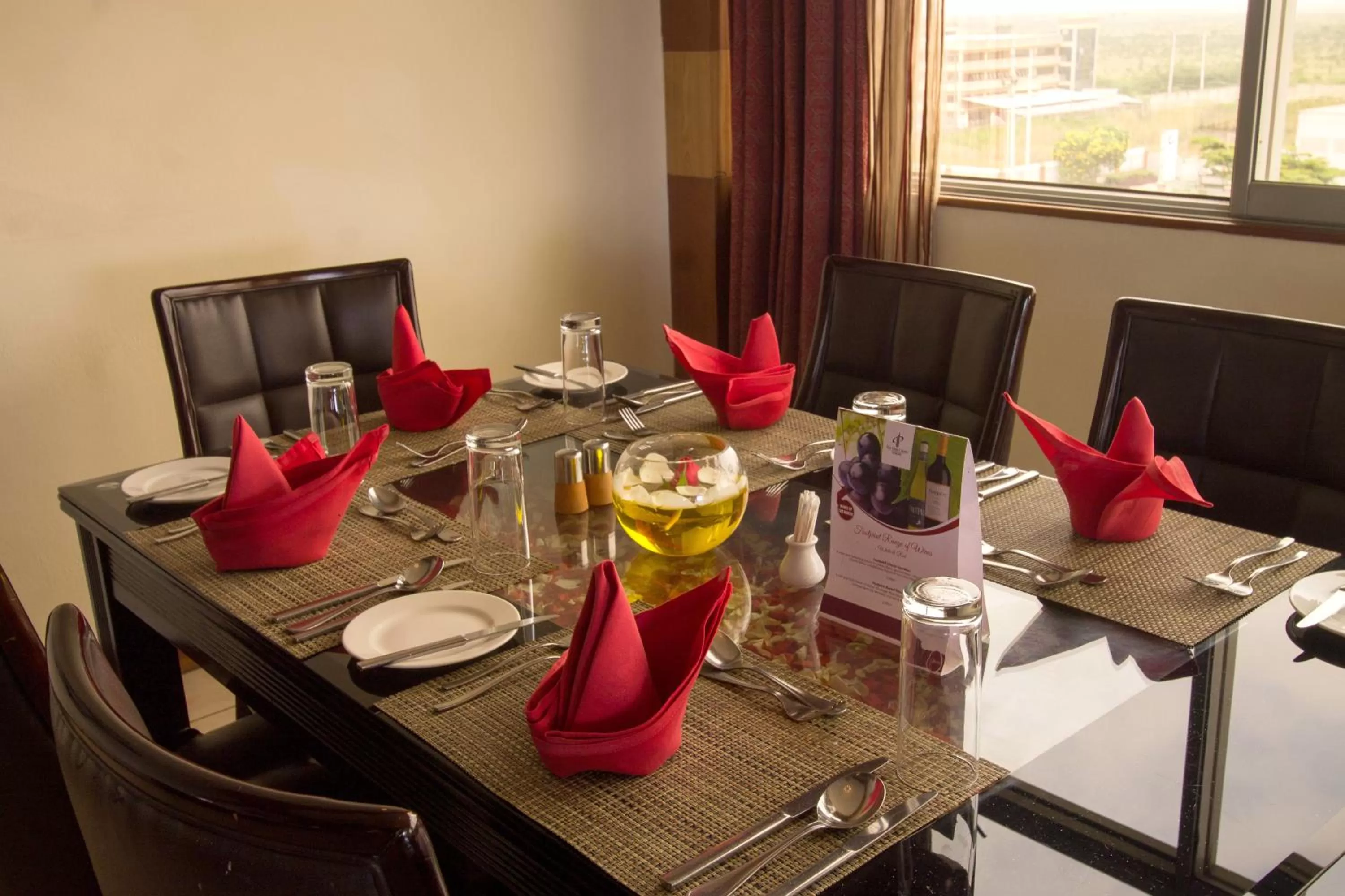 Restaurant/places to eat in The Panari Hotel - Near Jomo Kenyatta International Airport