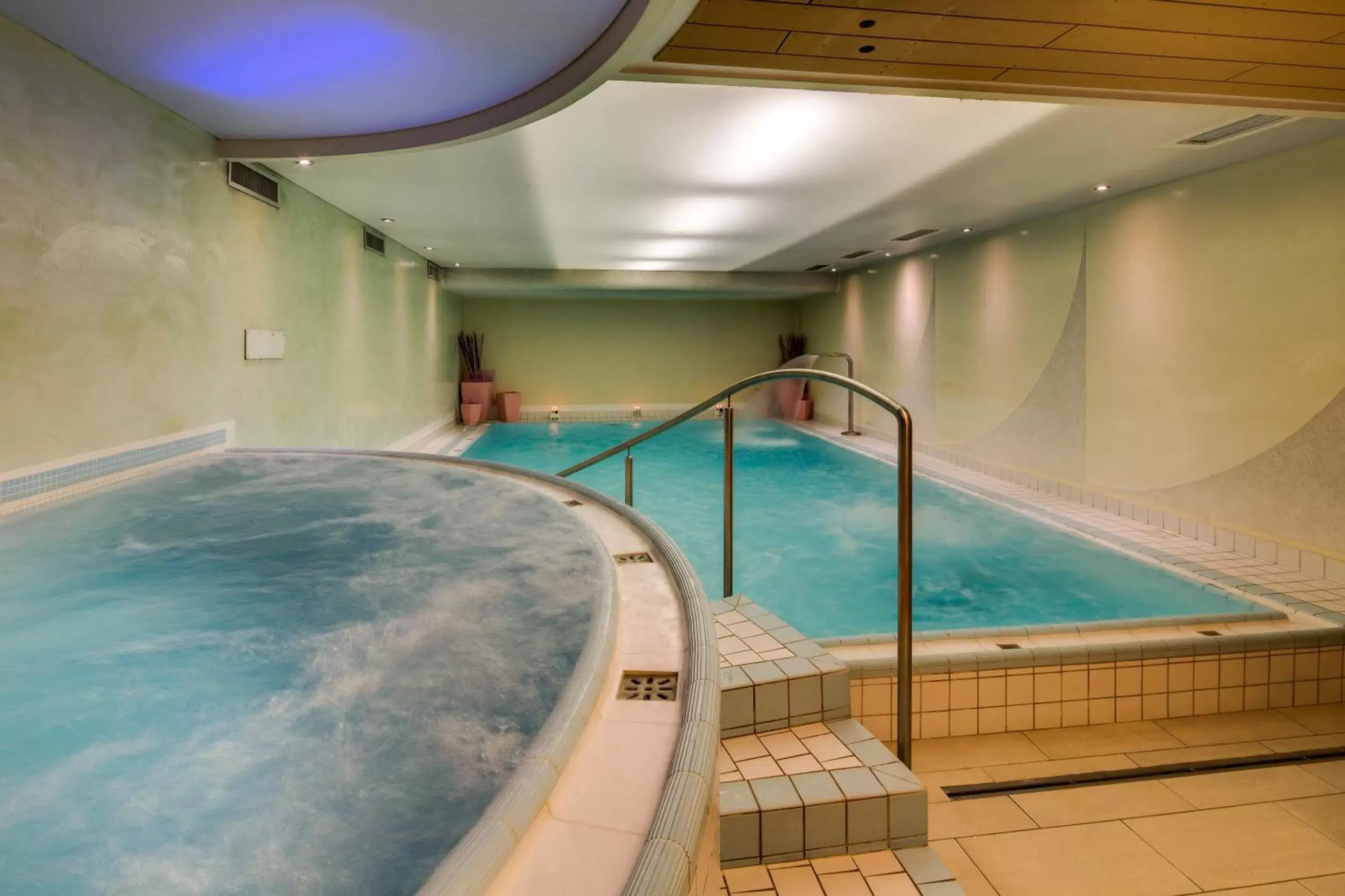 Spa and wellness centre/facilities, Swimming Pool in Best Western Hotel Adige