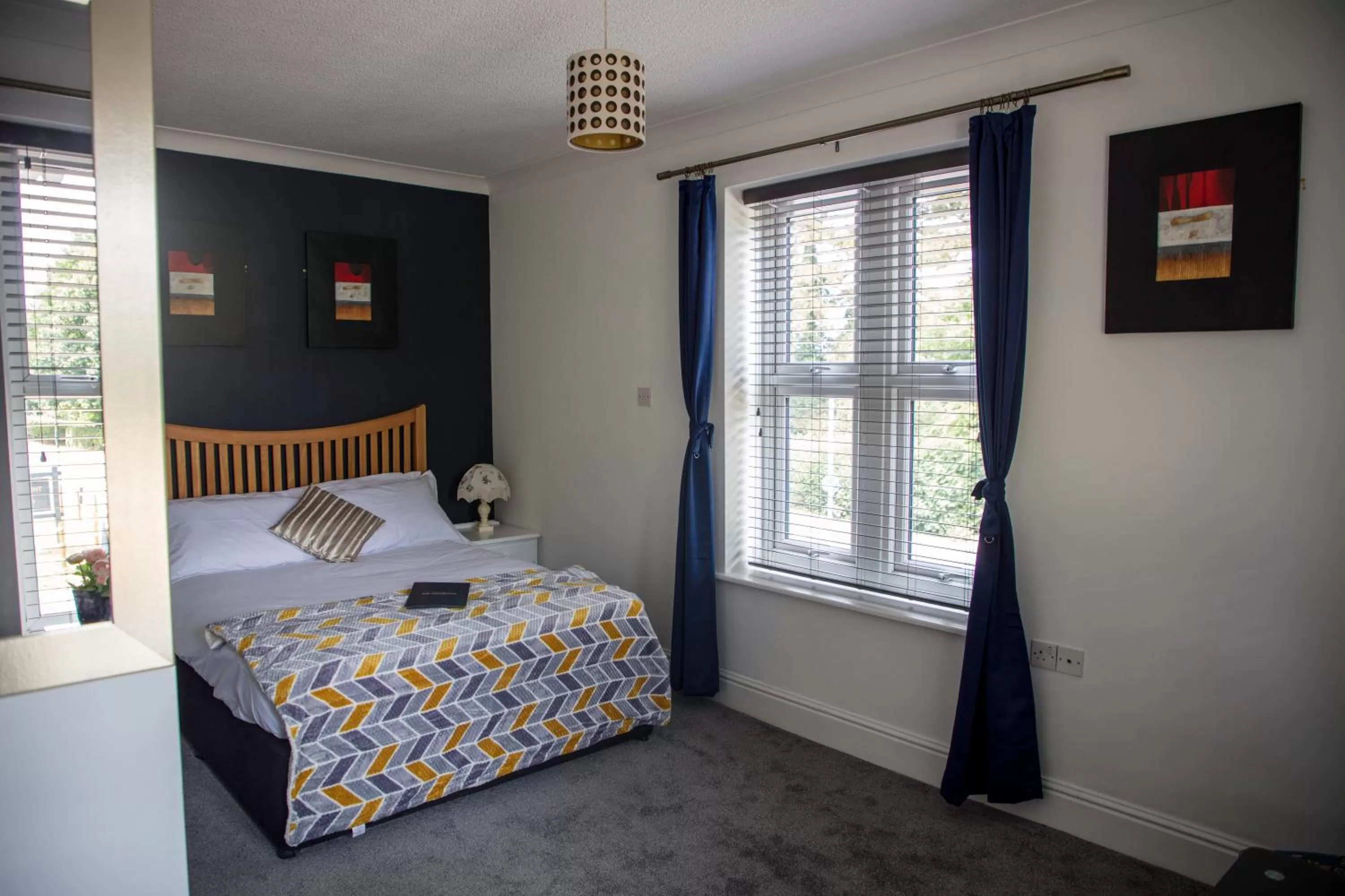 Bedroom, Bed in The Charlton Boutique Hotel