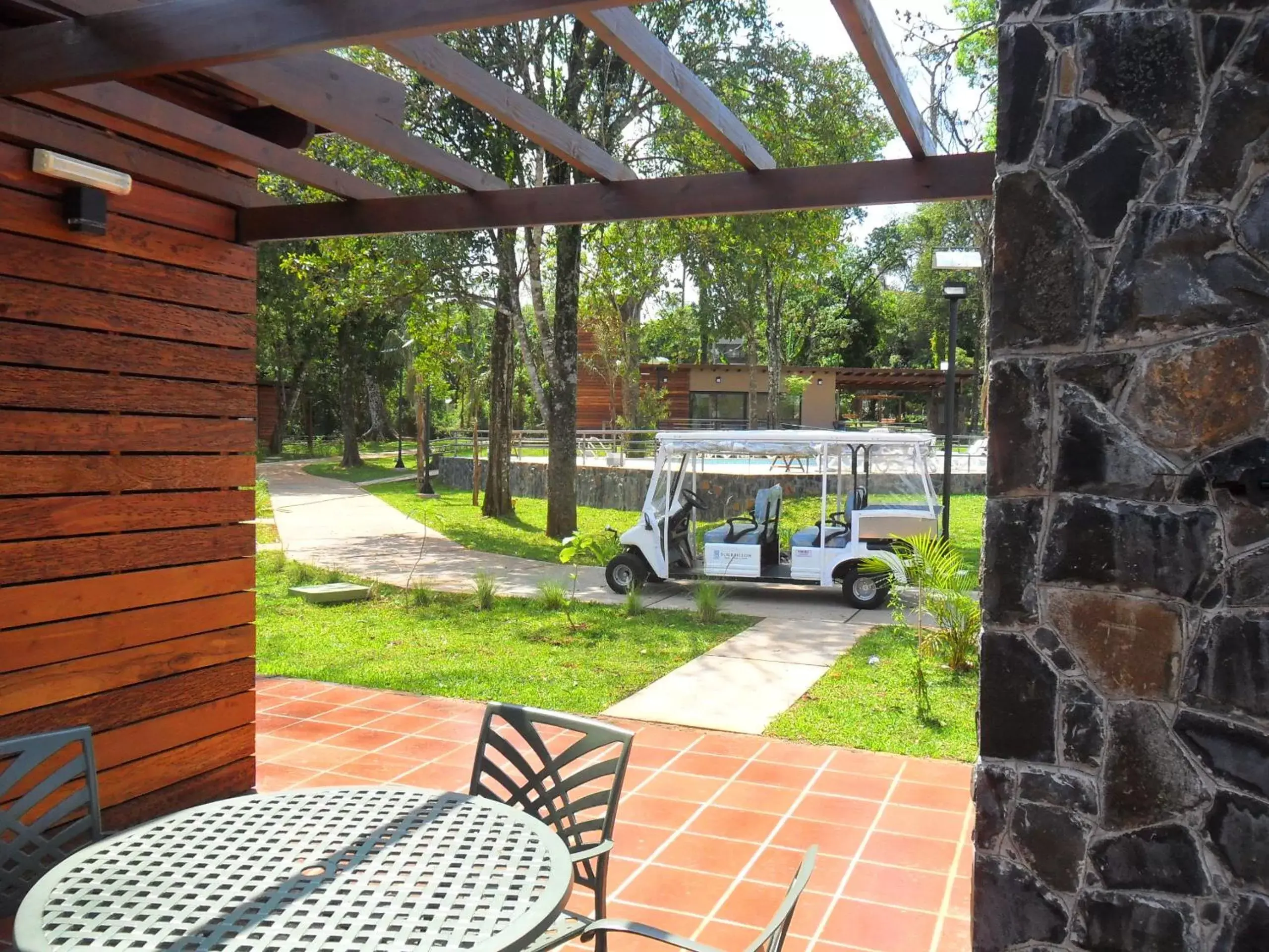 Patio, BBQ Facilities in Gran Hotel Tourbillon & Lodge