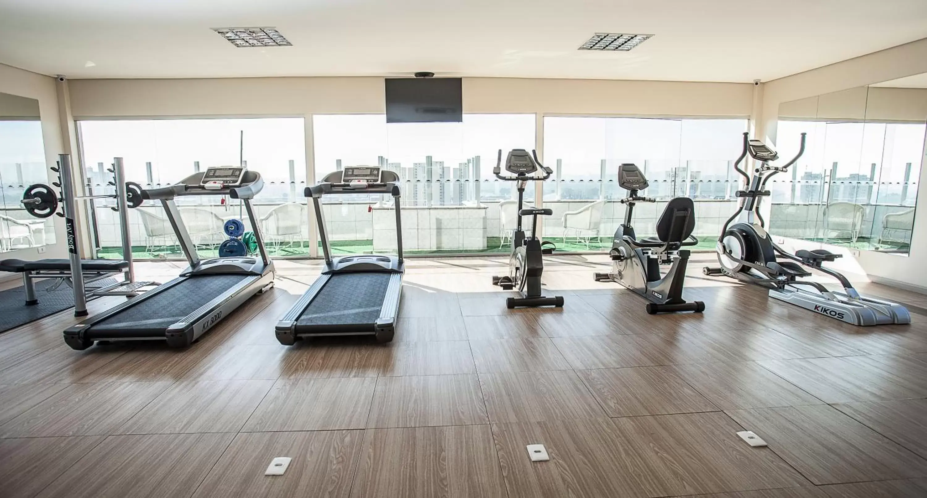 Fitness centre/facilities in Summit Hotel Monaco Fitness centre/facilities in Summit Hotel Monaco