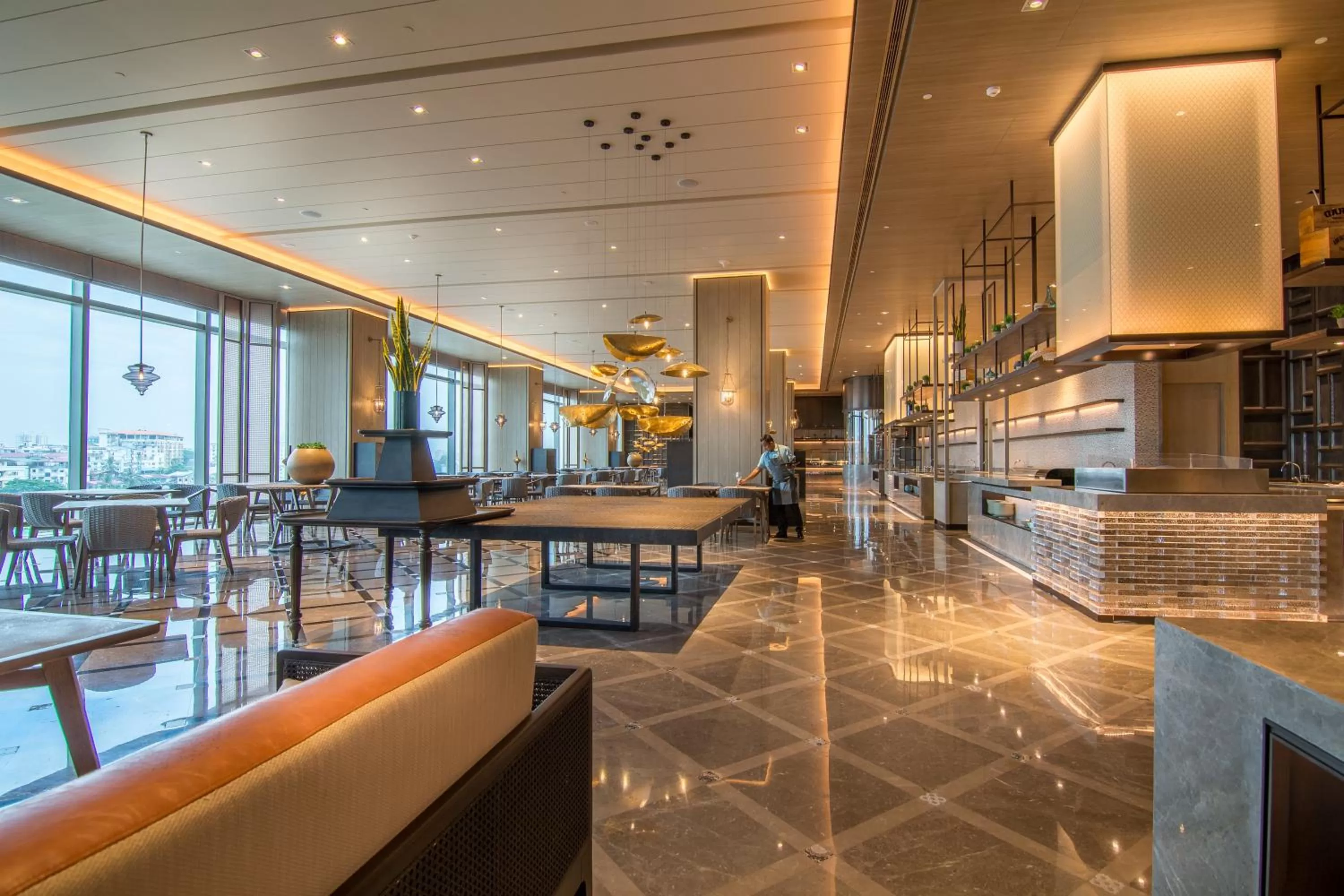 Restaurant/places to eat in Pan Pacific Yangon