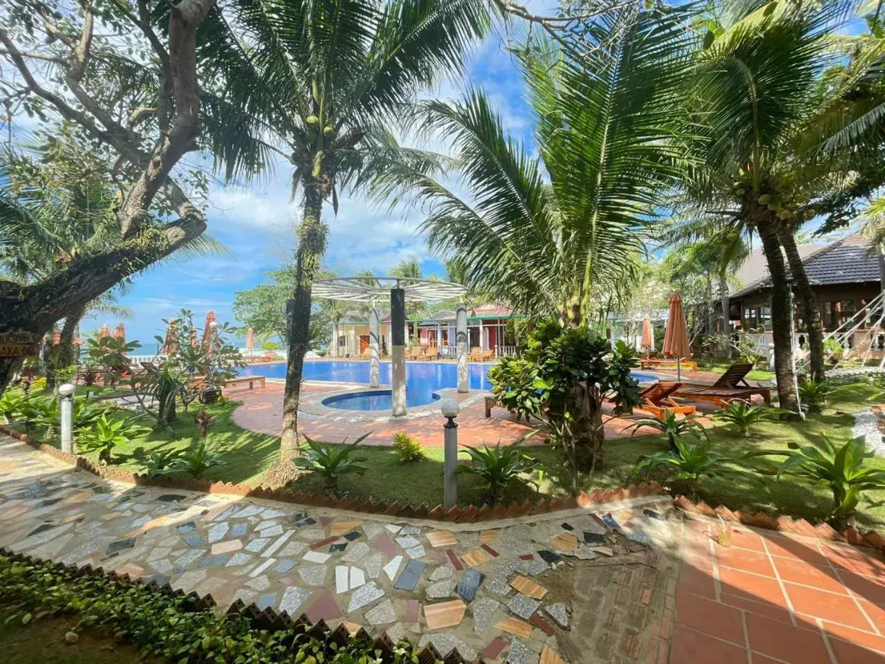 Natural landscape, Pool View in Orange Resort