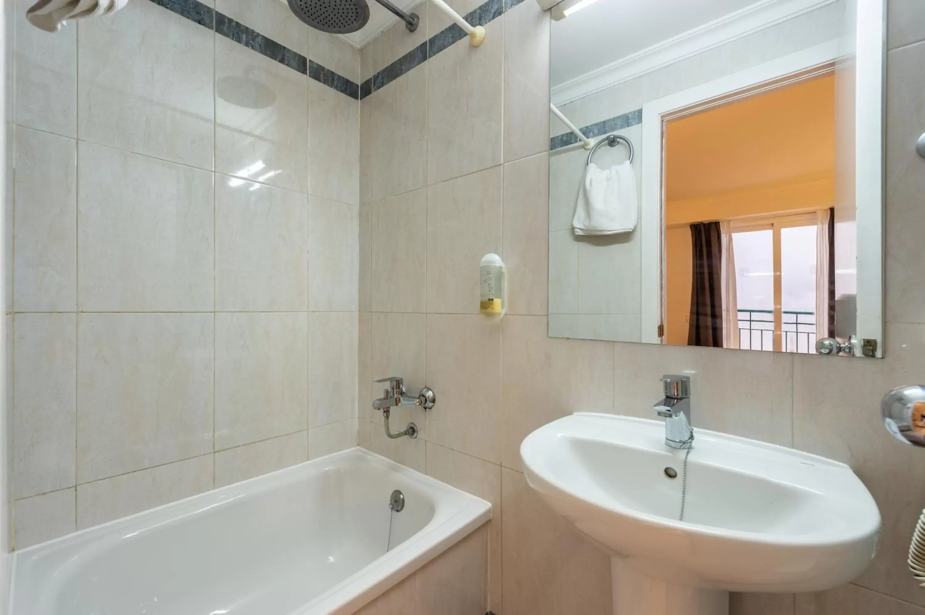 Bathroom in Hotel Vibra Marítimo