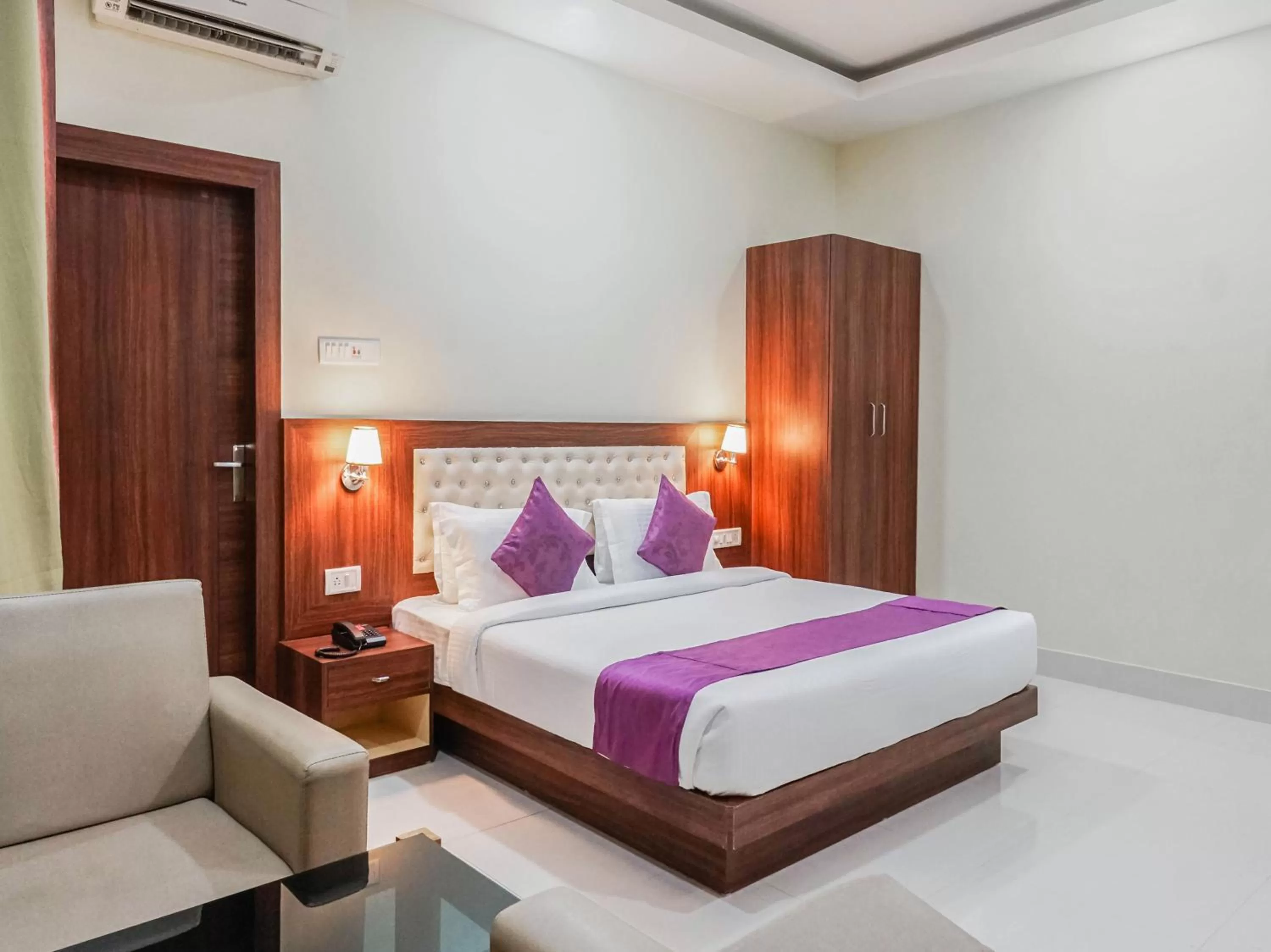Bedroom, Bed in Pemaling Lords Eco Inn Guwahati