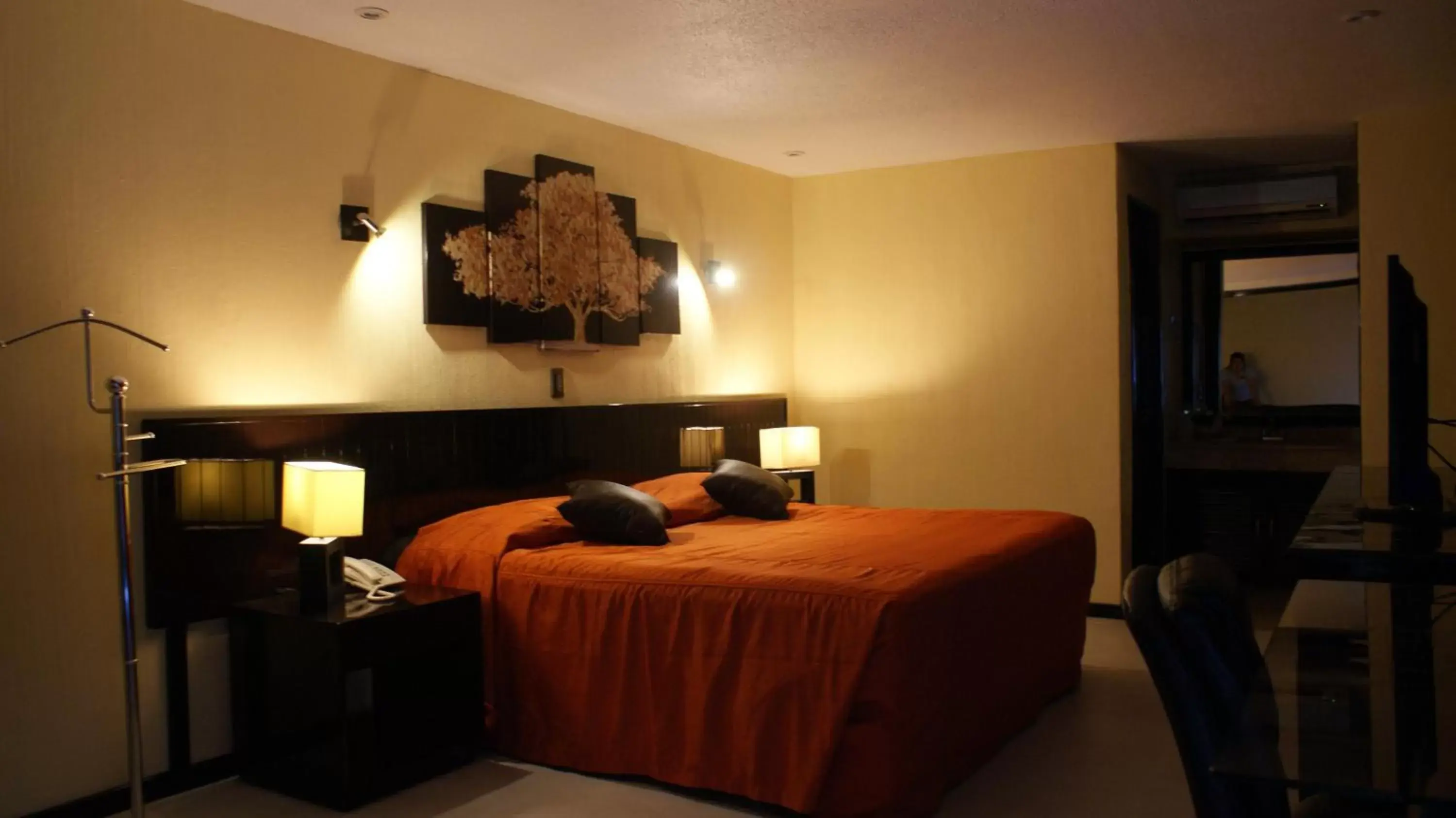Photo of the whole room, Bed in Los Andes Coatzacoalcos