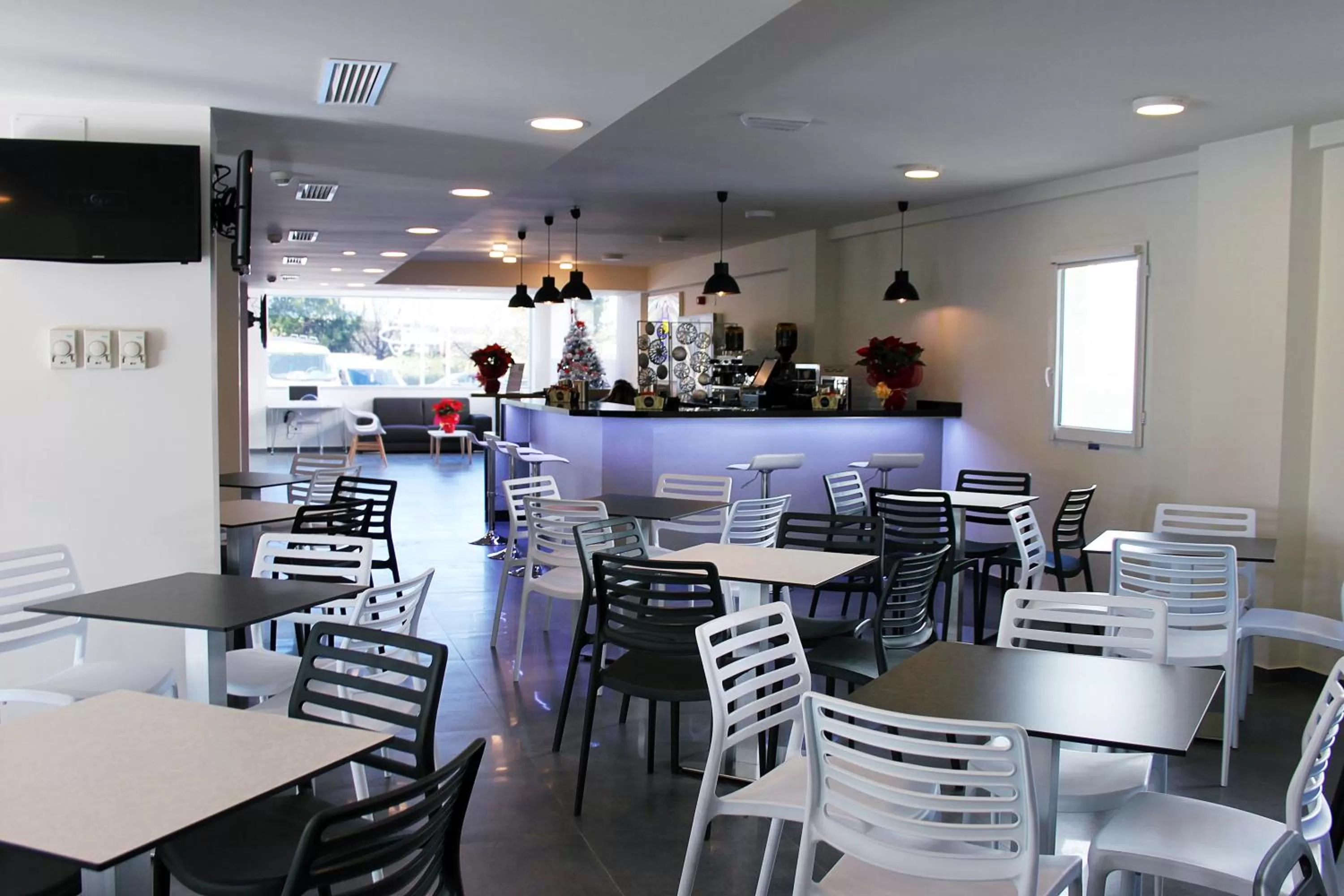 Lounge or bar in Checkin Urban Nevada