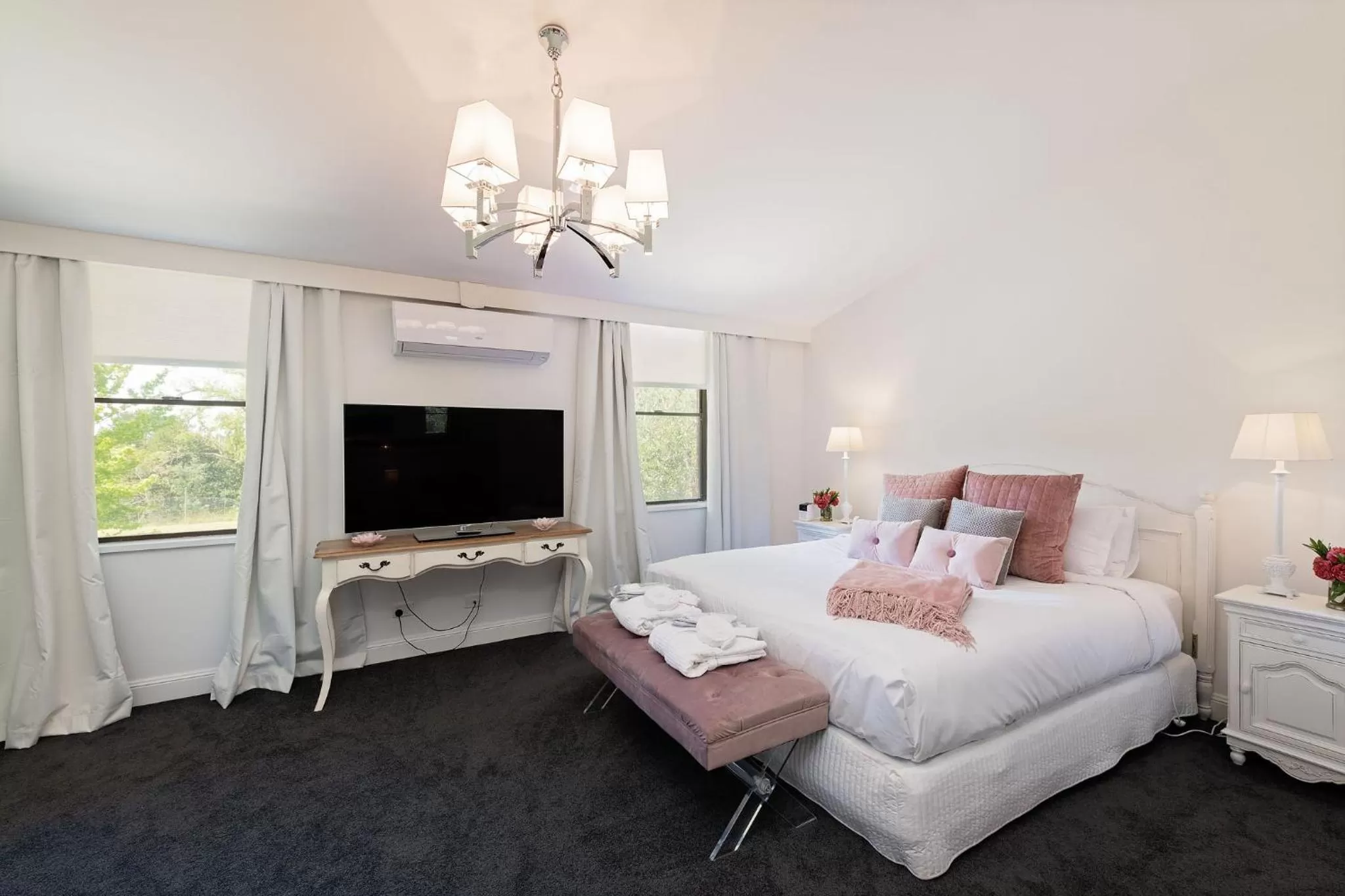 Bed in Pirralilla Estate Adelaide Hills