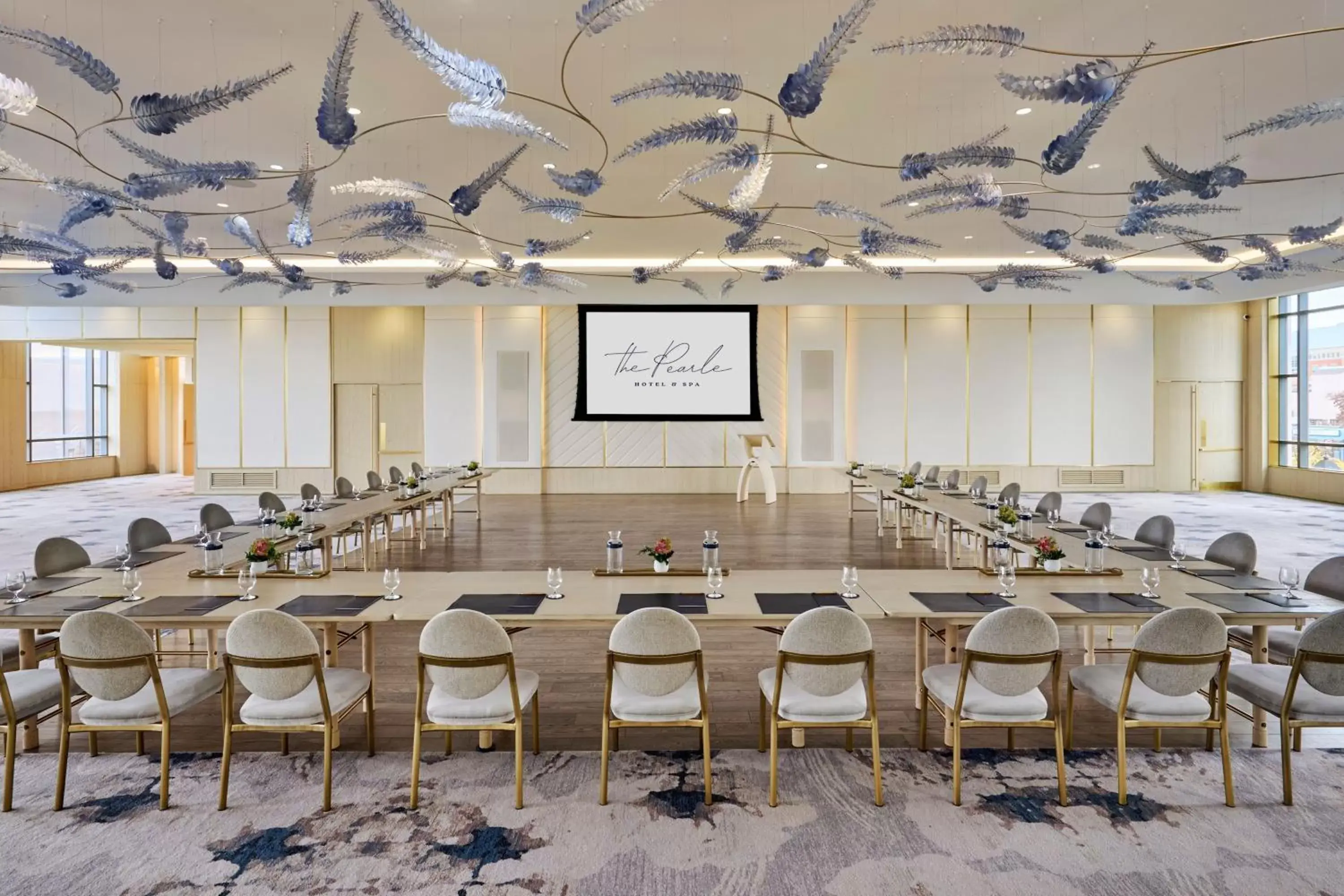 Meeting/conference room in The Pearle Hotel & Spa, Autograph Collection