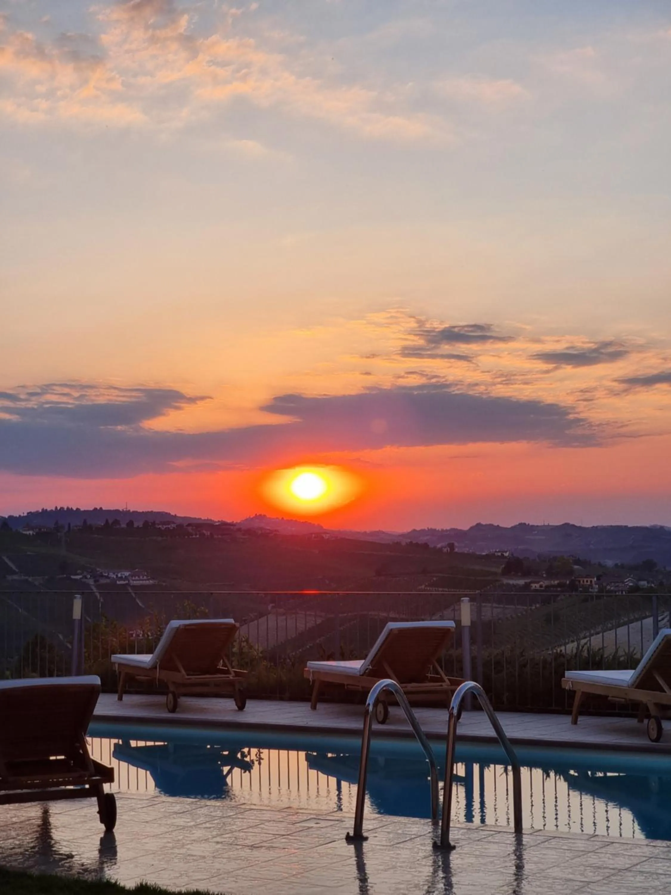 Sunset in Hotel Villa Lauri