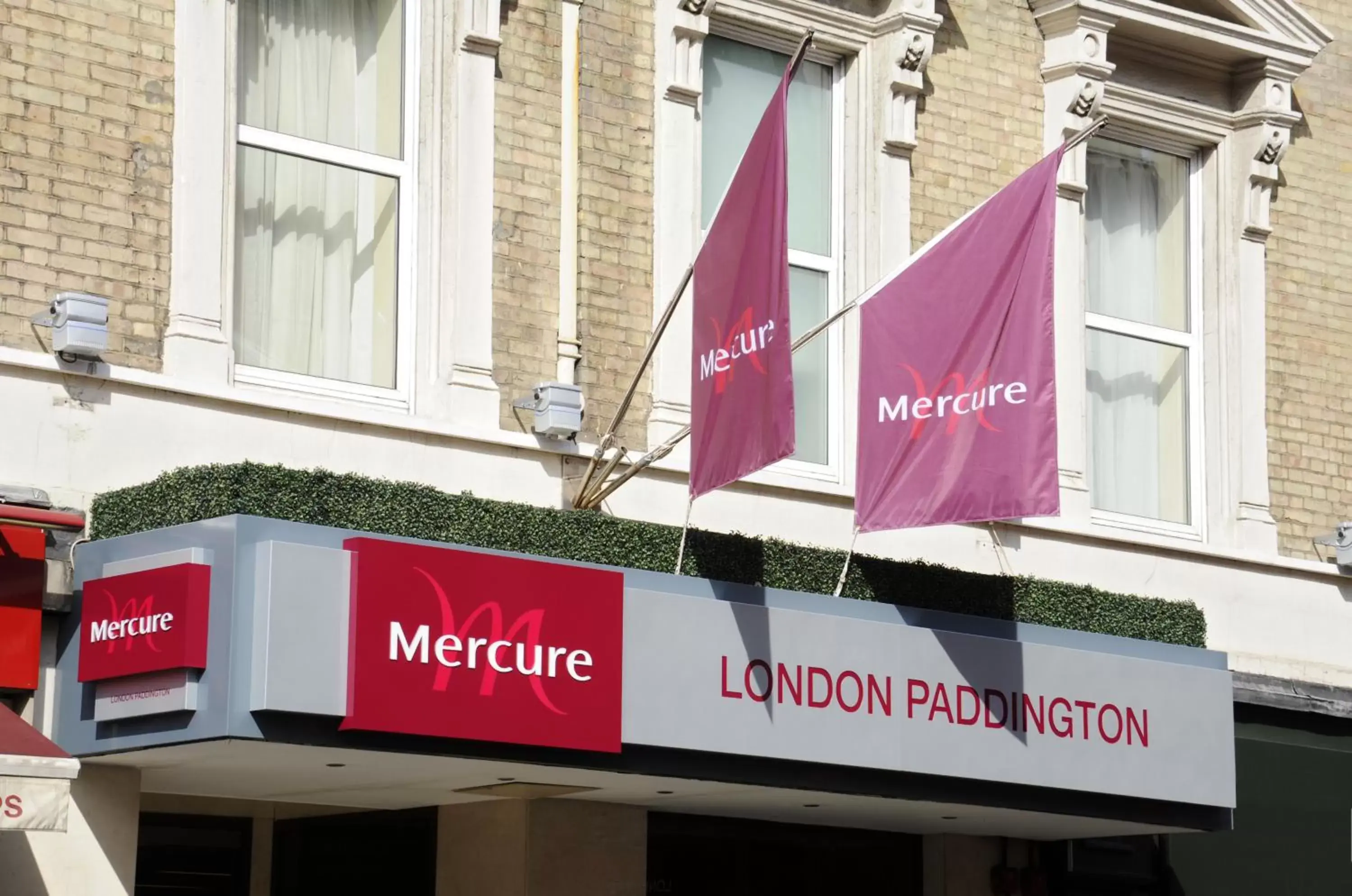 Facade/entrance, Property Logo/Sign in Mercure London Paddington Hotel