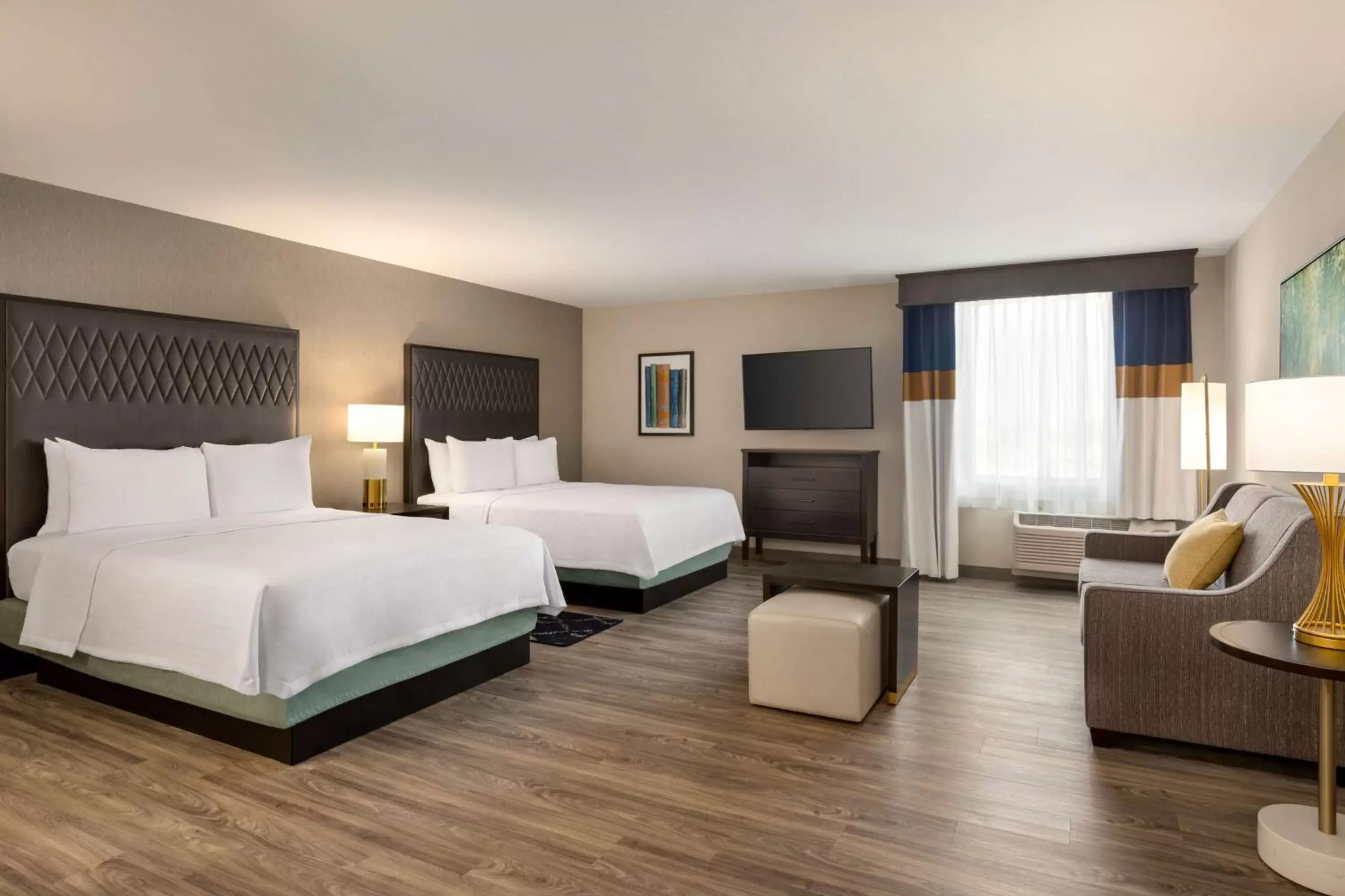 Bed in Homewood Suites by Hilton Indianapolis Downtown IUPUI