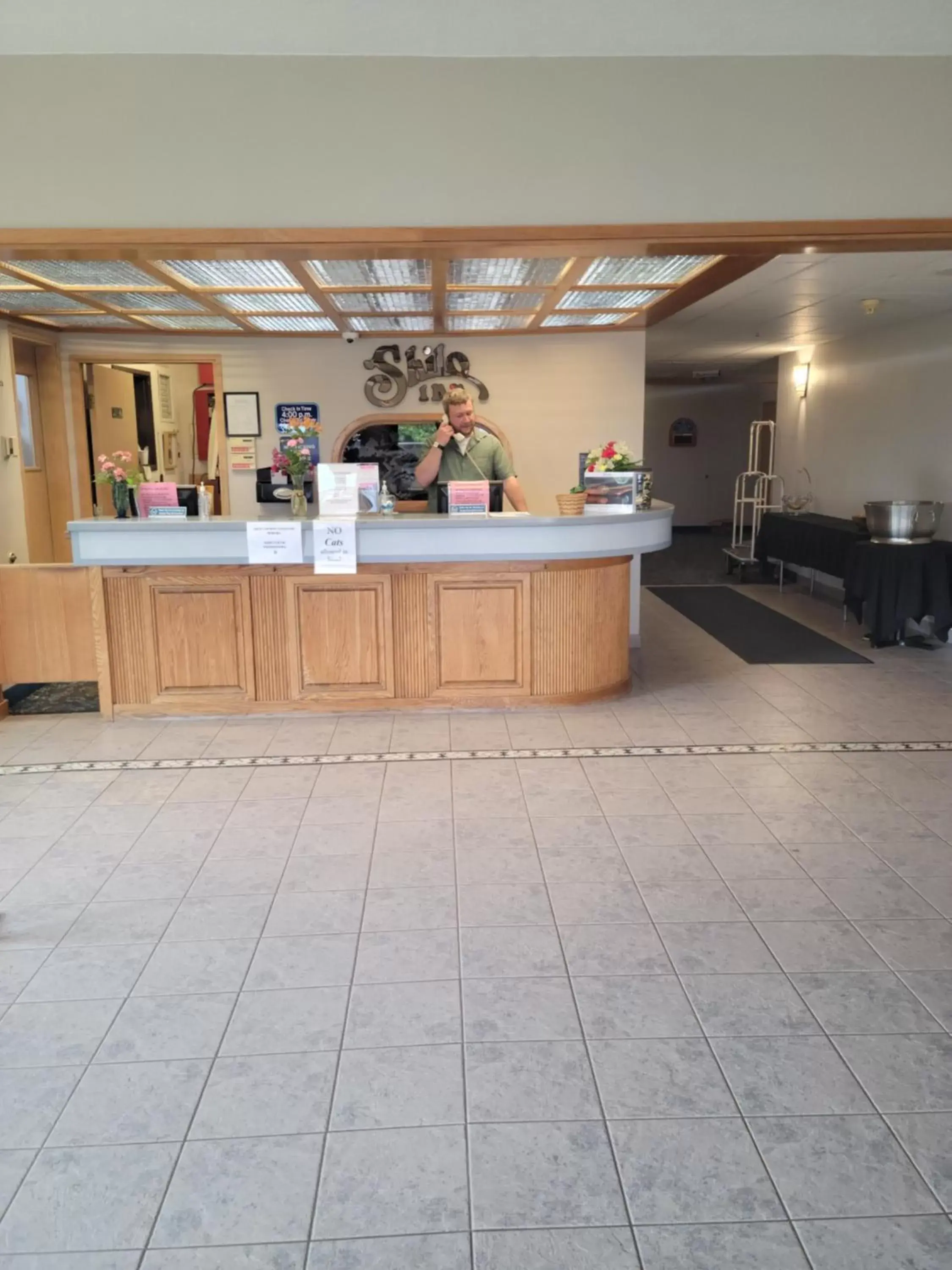 Property building in Shilo Inn Suites Tillamook