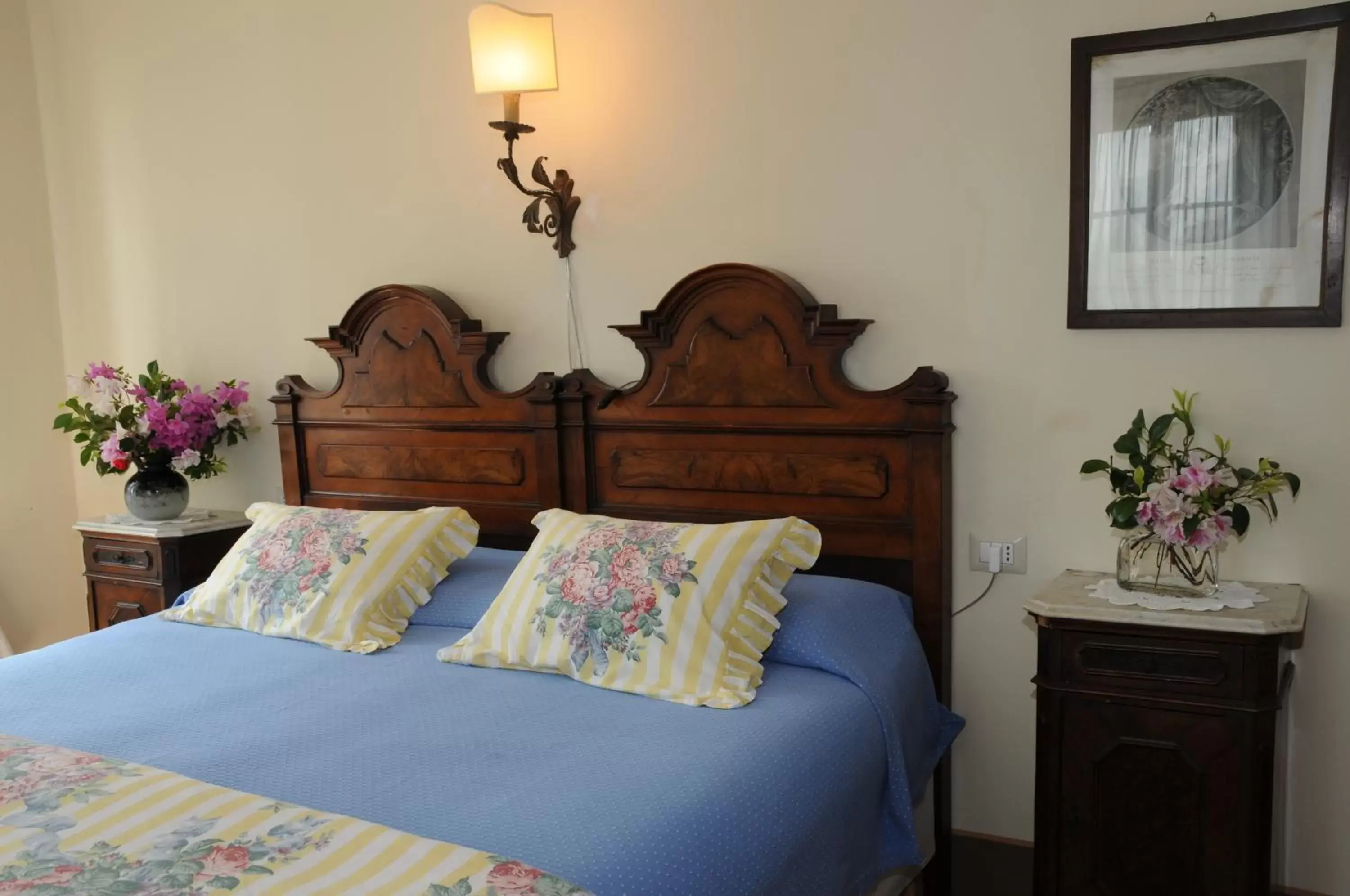 Photo of the whole room, Bed in Villa Corti