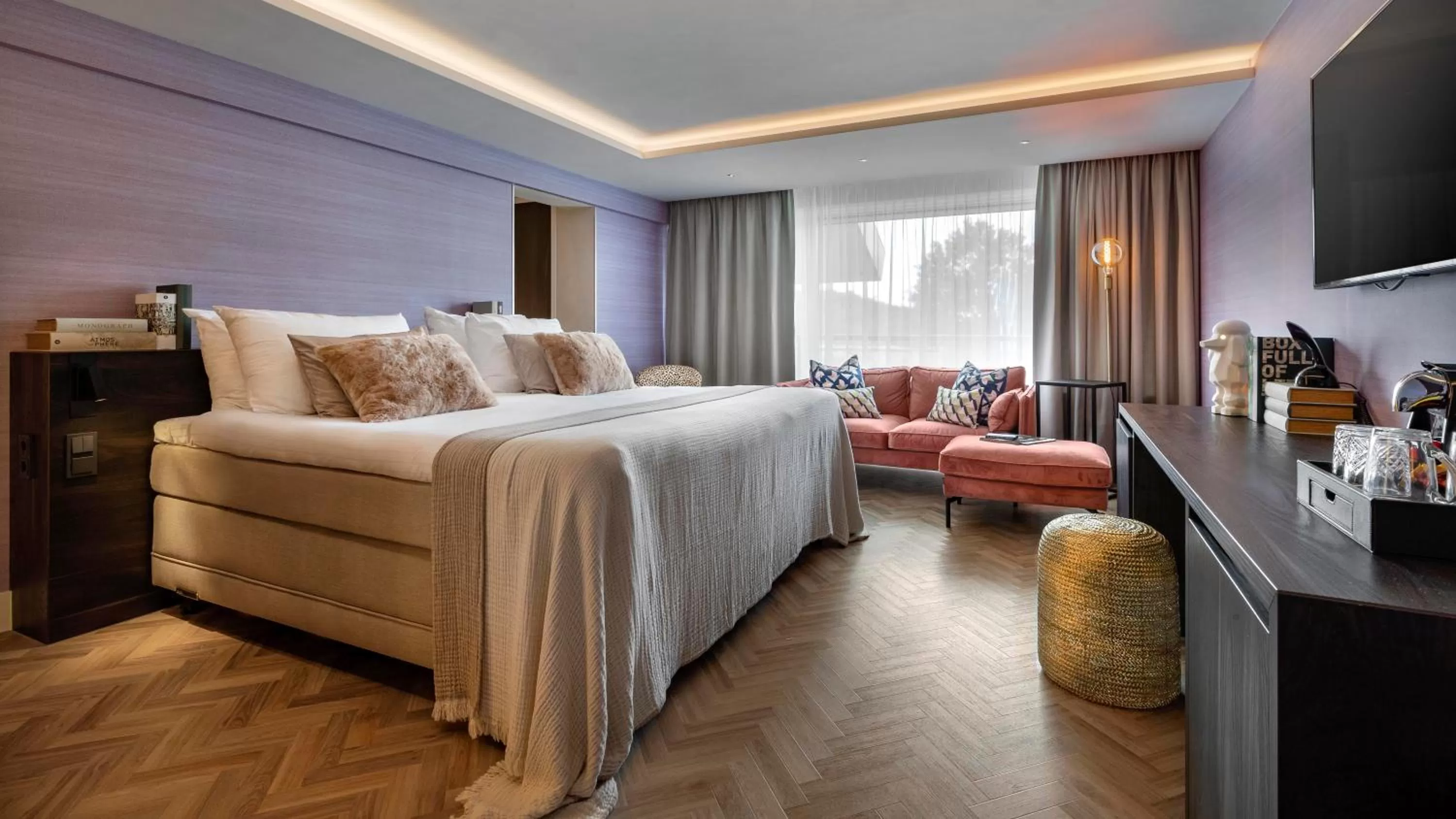 Bedroom, Bed in Van der Valk Hotel Emmeloord