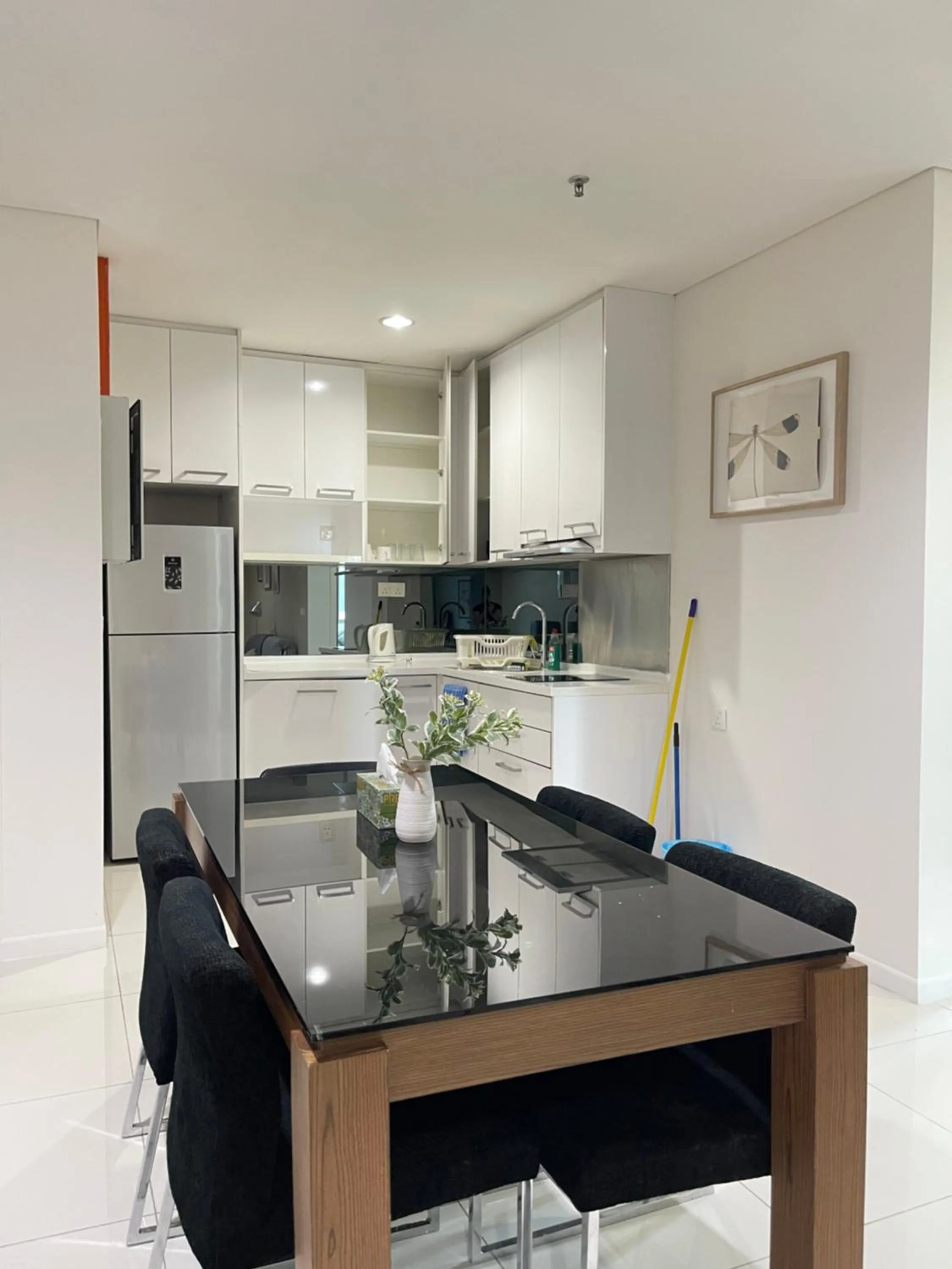 Kitchen or kitchenette, Kitchen/Kitchenette in Mercu Summer Suite KLCC @ Penguin Homes